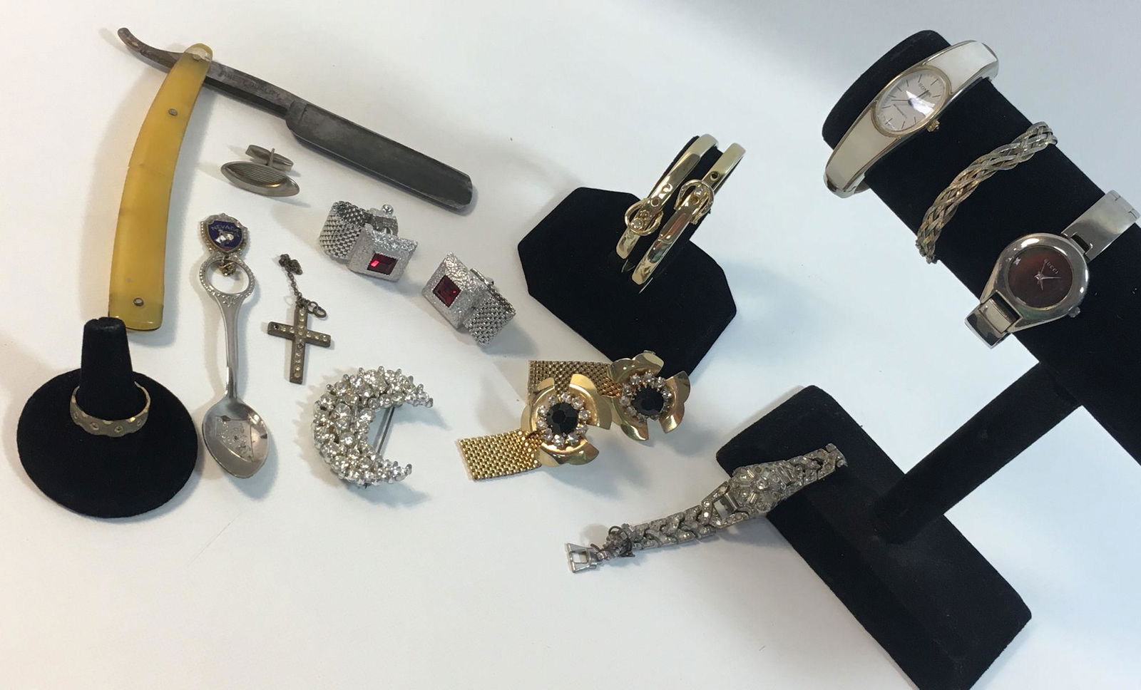 MISCELLANEOUS JEWELRY AND ACCESSORIES (1 of 11)