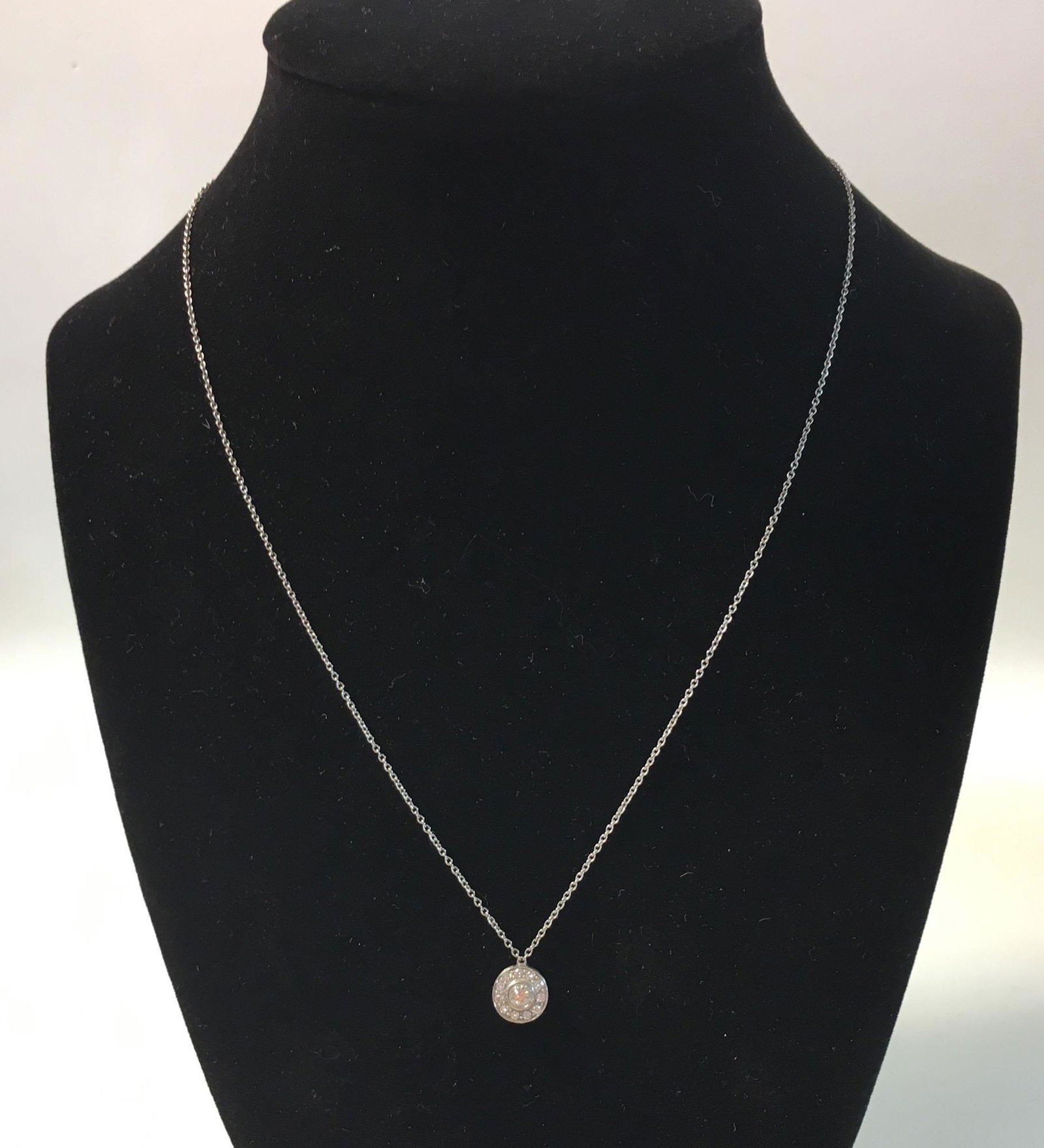 TIFFANY & CO. PLATINUM NECKLACE WITH DIAMOND PENDANT (1 of 11)