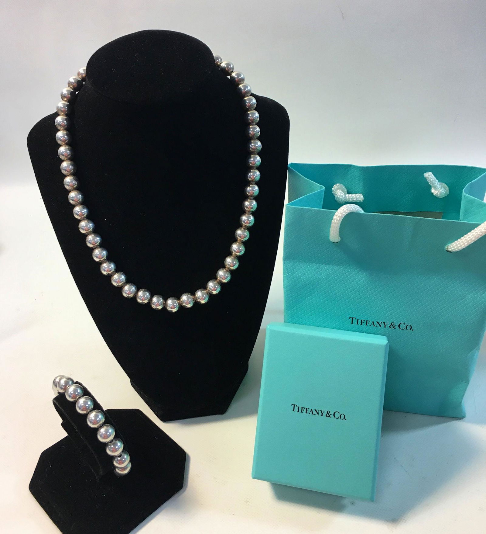 TIFFANY & CO. JEWELRY SET (1 of 10)