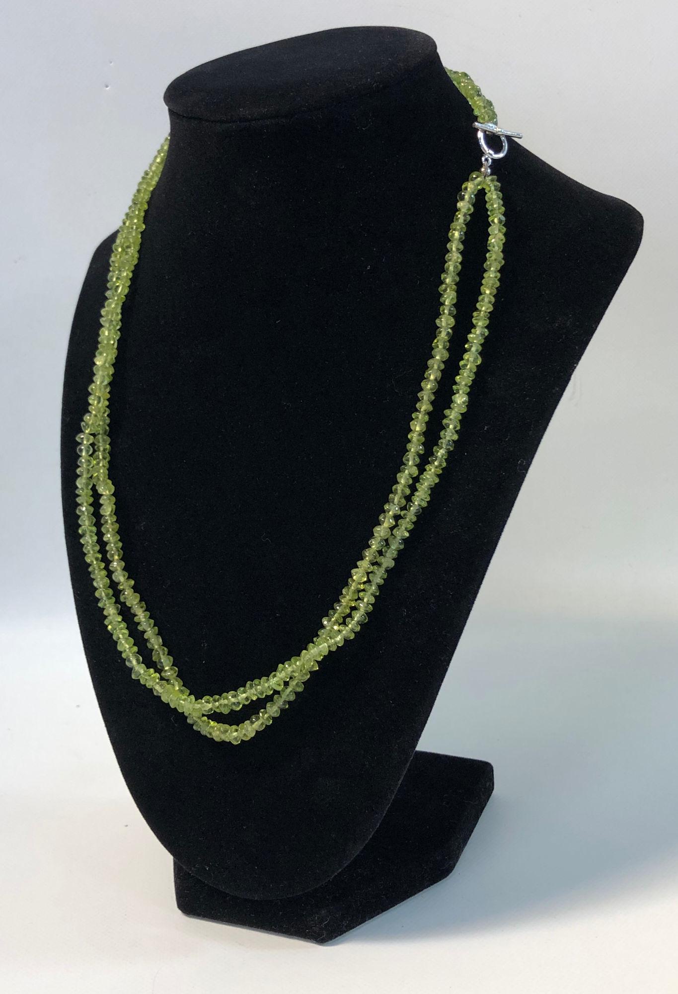 GEMSTONE NECKLACE (1 of 4)