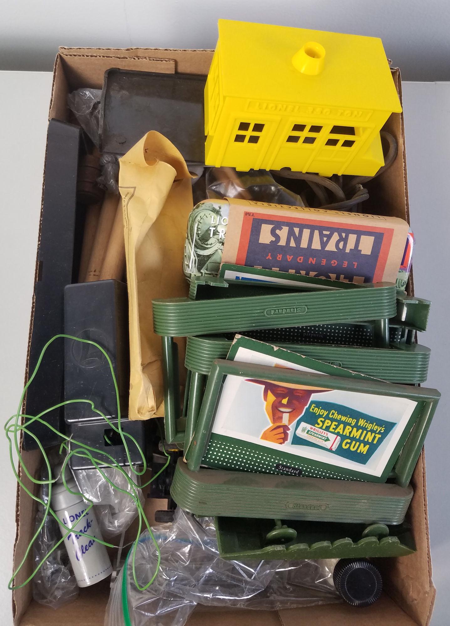 BOX LOT LIONEL O GAUGE POST WAR MISC. PARTS (1 of 1)