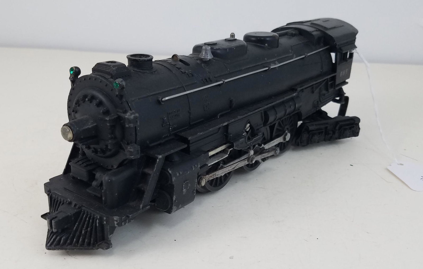 LIONEL O GAUGE POST WAR-685 ENGINE WITH 6026W TENDER: LIONEL O GAUGE POST WAR-685 ENGINE WITH 6026W TENDER
