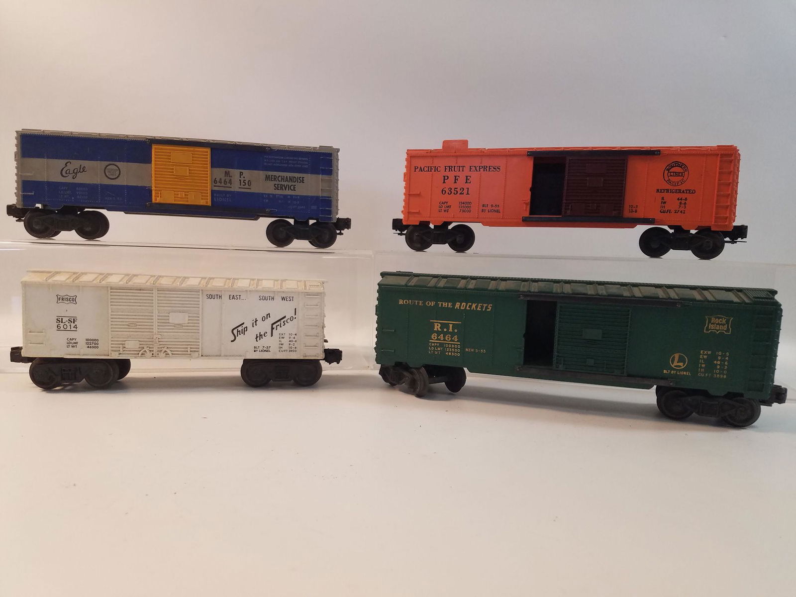 LIONEL O GAUGE POST WAR- BOX LOT 4 BOX CARS- 6464, (1 of 9)