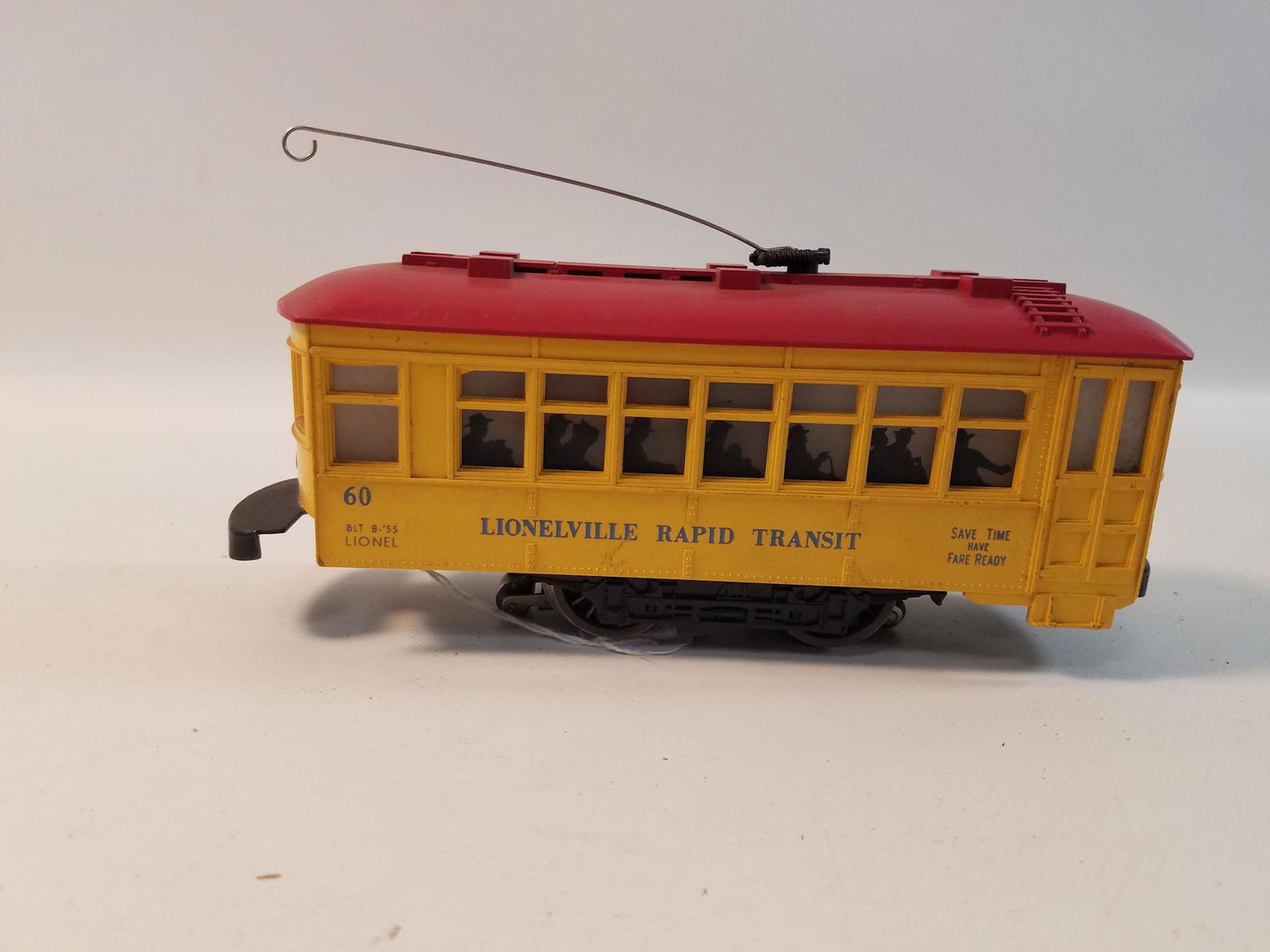 LIONEL O GAUGE POST WAR- 60 LIONELVILLE RAPID TRANSIT (1 of 4)