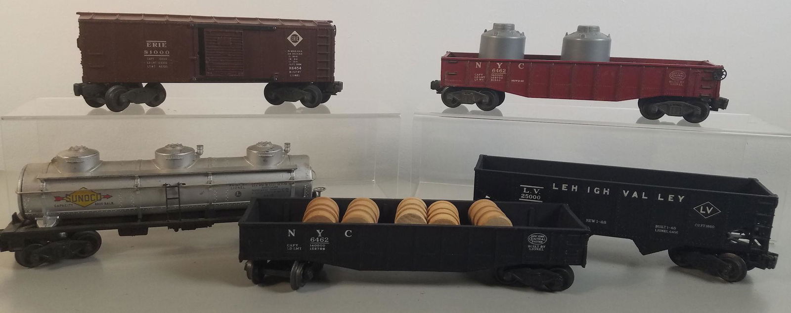 LIONEL O GAUGE POST WAR- BOX LOT 4 FREIGHT CARS- 6454, (1 of 16)