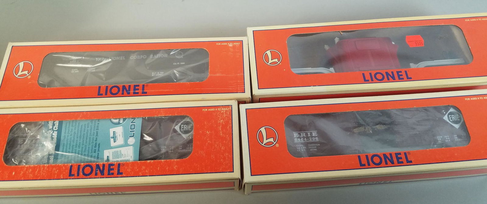 LIONEL O GUAGE MODERN ERA- BOX LOT 4 FREIGHT CARS- (1 of 5)