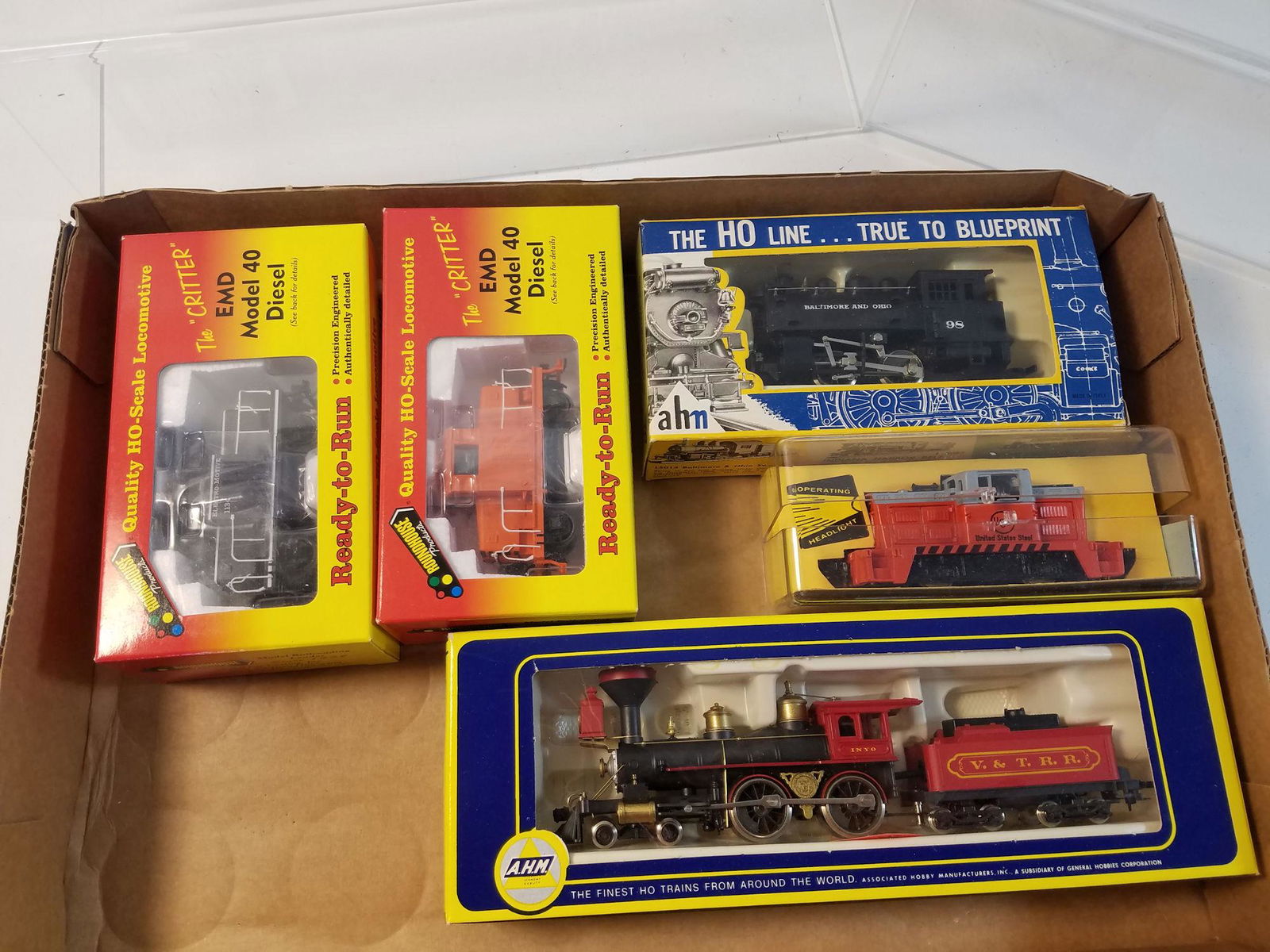 LOT 4 ASSORTED HO GAUGE LOCOMOTIVES INCLUDING 2 (1 of 2)