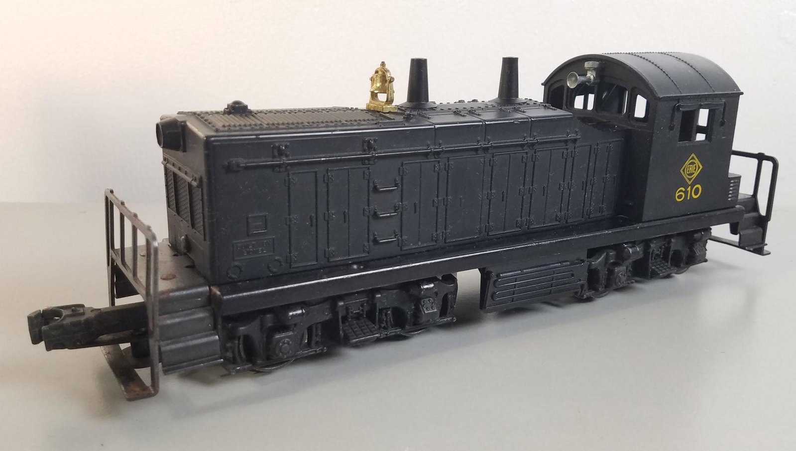 WILLIAMS O GAUGE MODERN ERA- B&O 44 TONNER, 626 DIESEL: WILLIAMS O GAUGE MODERN ERA- B&O 44 TONNER, 626 DIESEL LOCOMOTIVE WITH BOX