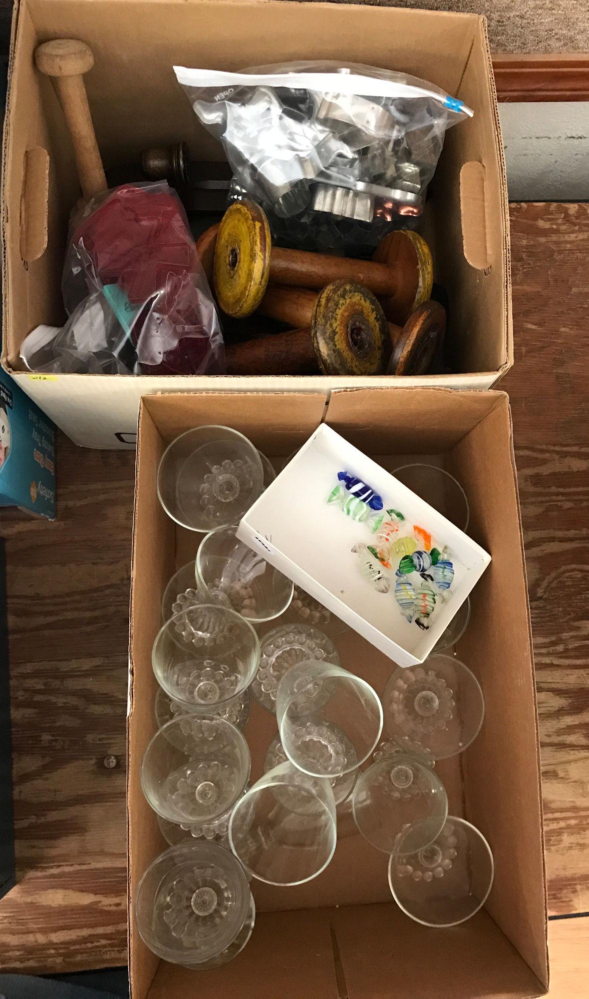 3 BL WINE GLASSES, WOODEN SPOOLS/COOKIE CUTTERS AND: 3 BL WINE GLASSES, WOODEN SPOOLS/COOKIE CUTTERS AND GLASS CANDY