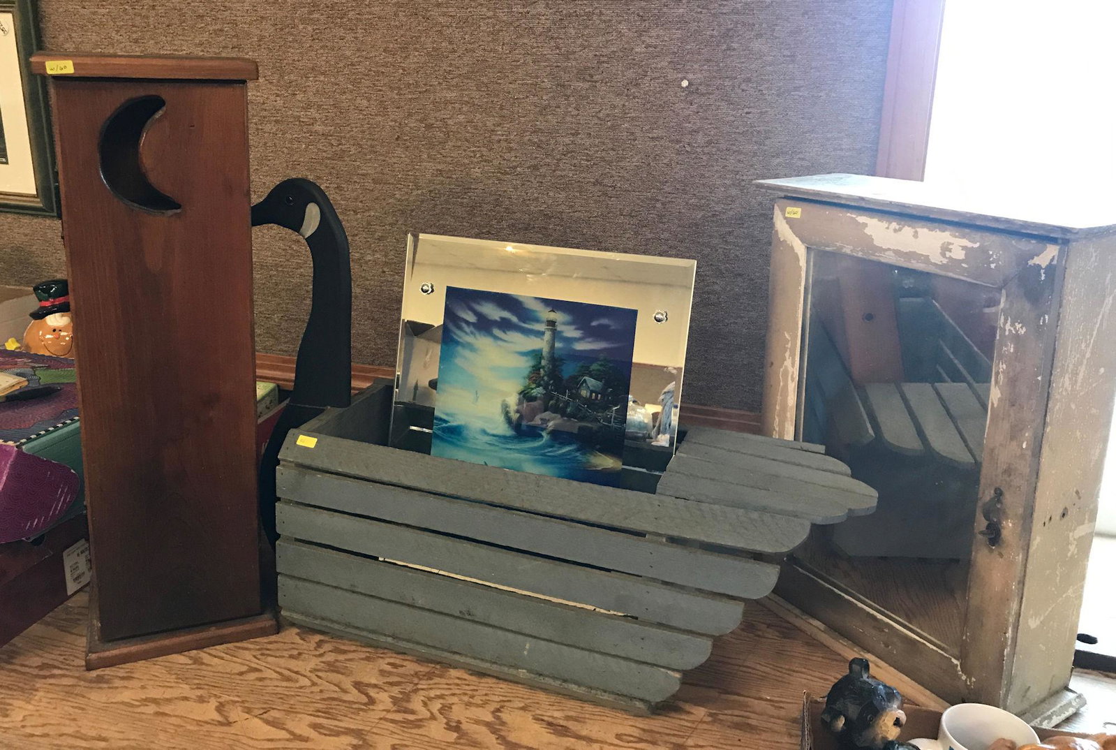 WOODEN GOOSE PLANTER, HANGING SHELF WITH MIRROR AND: WOODEN GOOSE PLANTER, HANGING SHELF WITH MIRROR AND OUTHOUSE SHELF