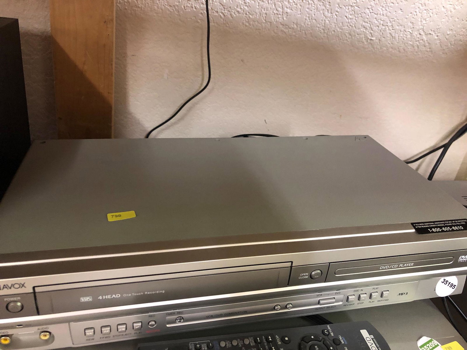 DVD/VCR PLAYER: DVD/VCR PLAYER