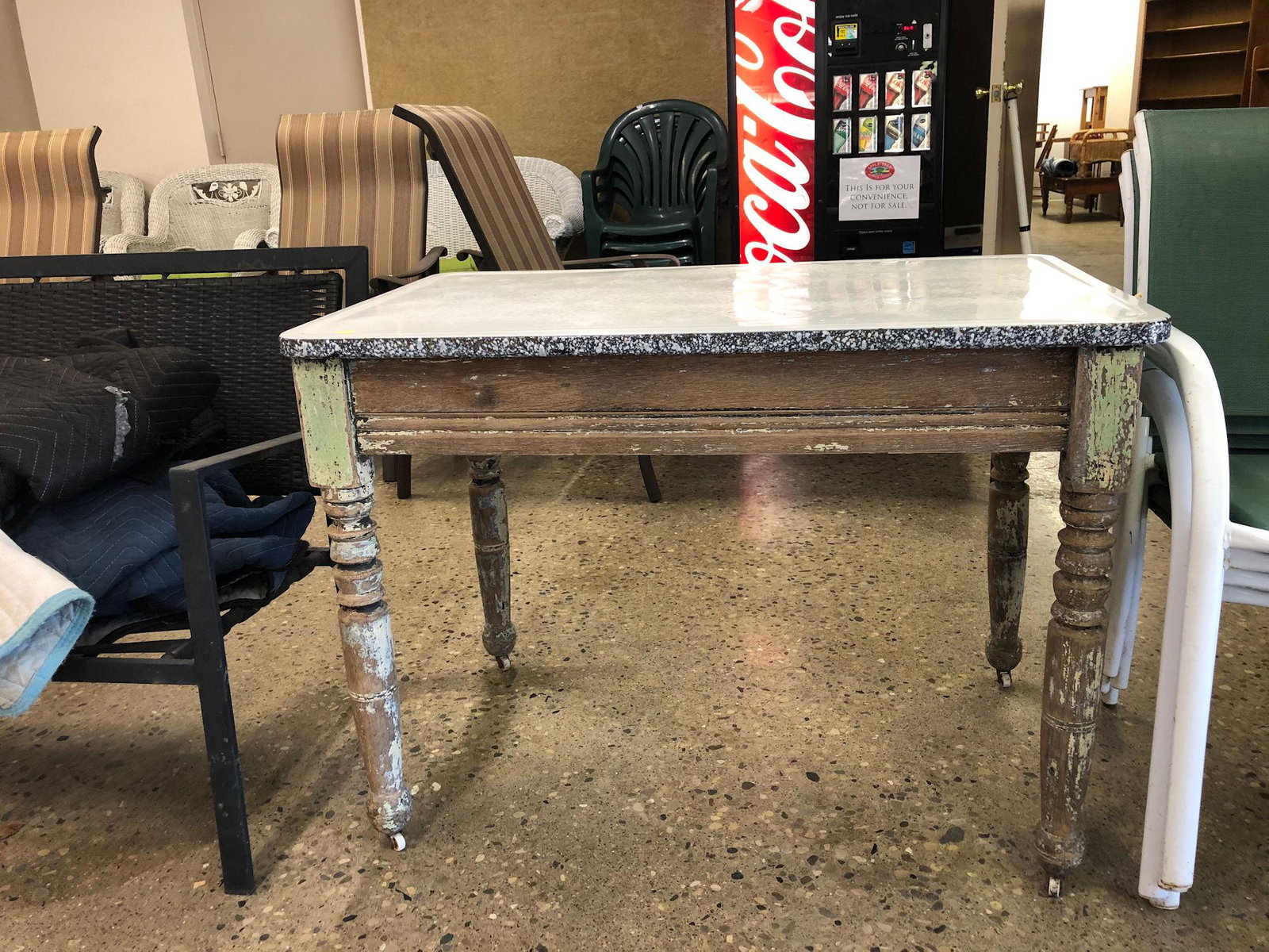 ROLLING TABLE: ROLLING TABLE