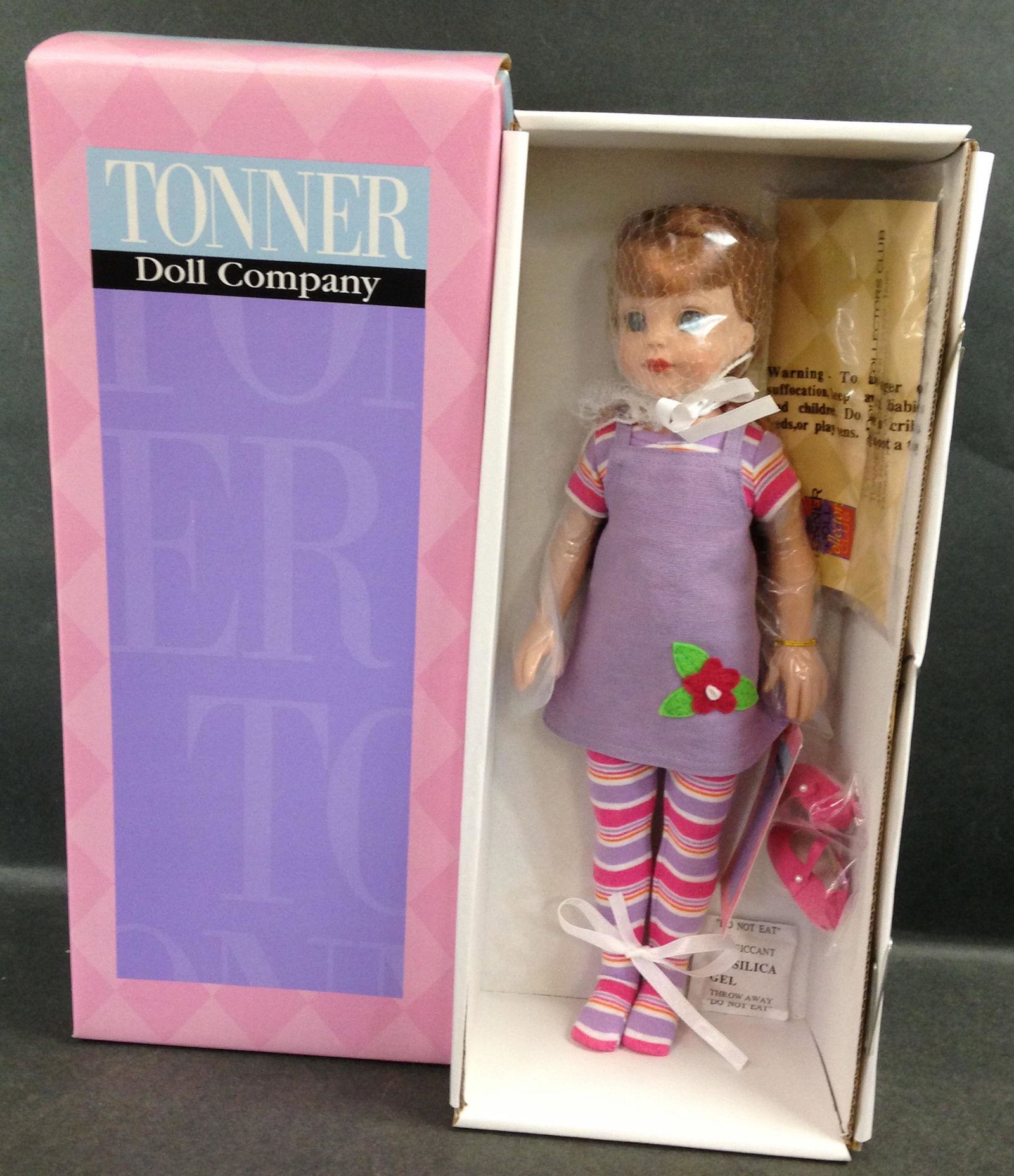 14" ROBERT TONNER "SITTING PRETTY JANE"; MIB.: 14" ROBERT TONNER "SITTING PRETTY JANE"; MIB.