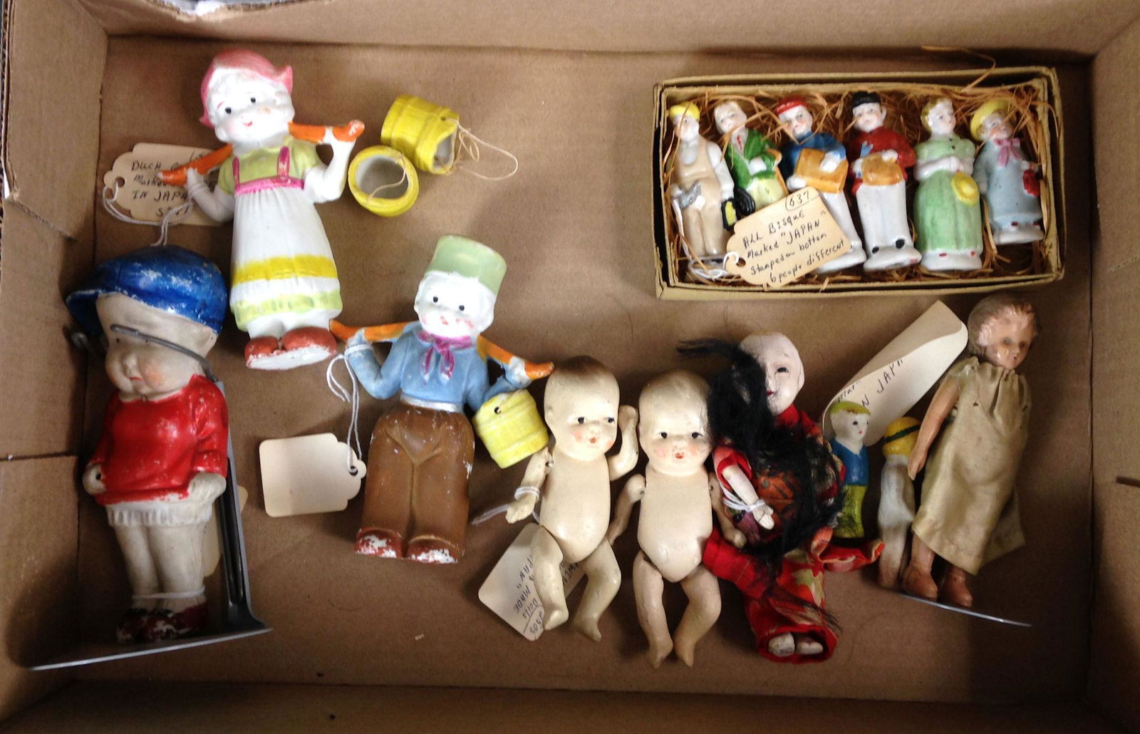 LOT MISCELLANEOUS SMALLS INCLUDING JAPAN BISQUE (1 of 1)