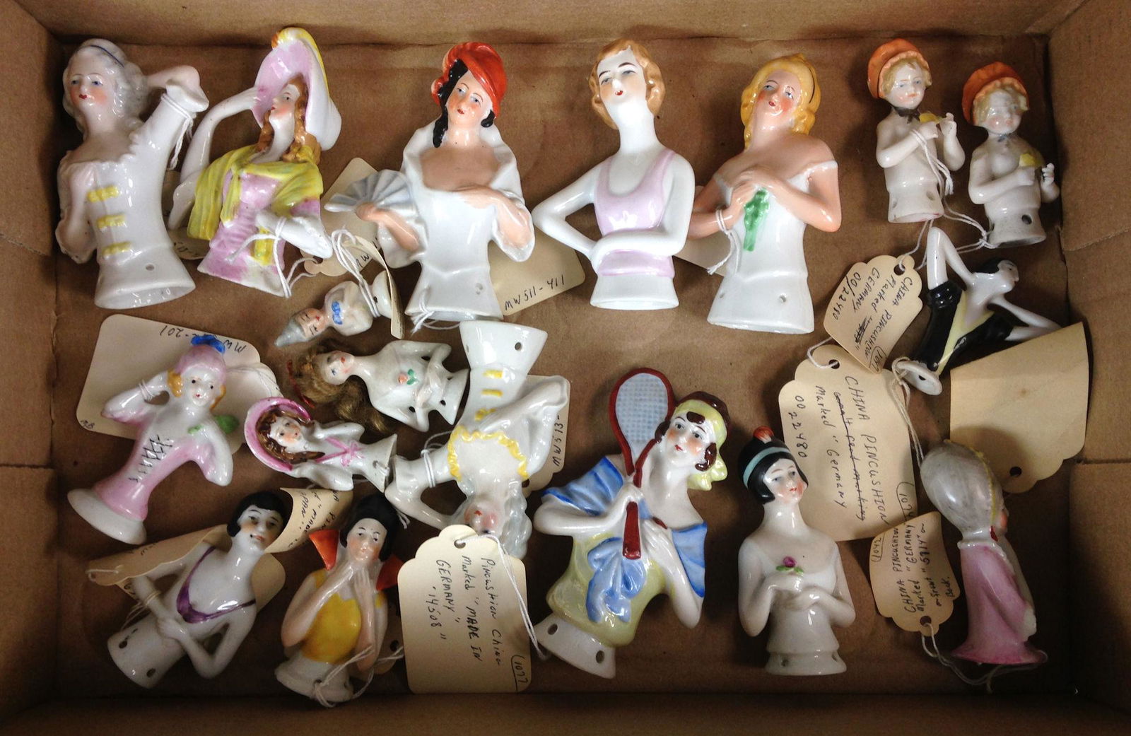 LOT MISCELLANEOUS CHINA HALF DOLLS INCLUDING GERMANY (1 of 1)