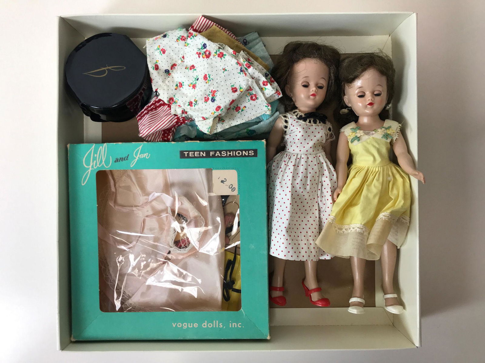 (2) 10" VINTAGE VOGUE JILL DOLLS WEARING TAGGED "VOGUE" (1 of 1)