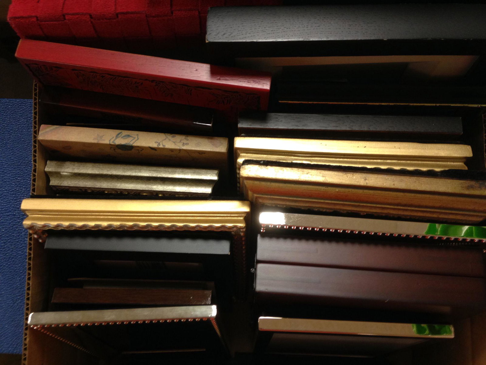 3 BOX LOTS WITH PICTURE FRAMES, EASY BAKE OVEN, COFFEE (1 of 3)