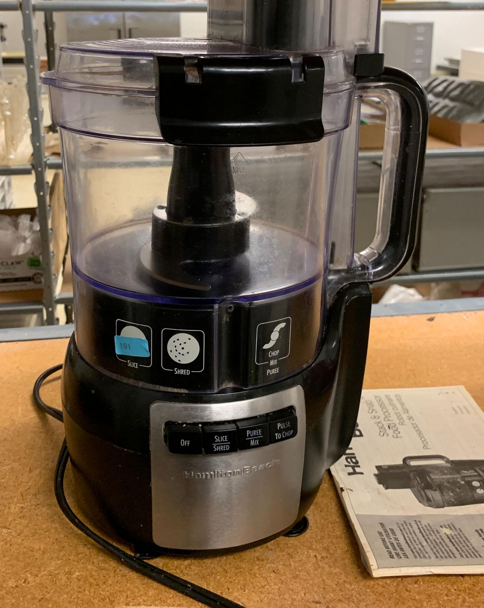 HAMILTON BEACH FOOD PROCESSOR (1 of 2)