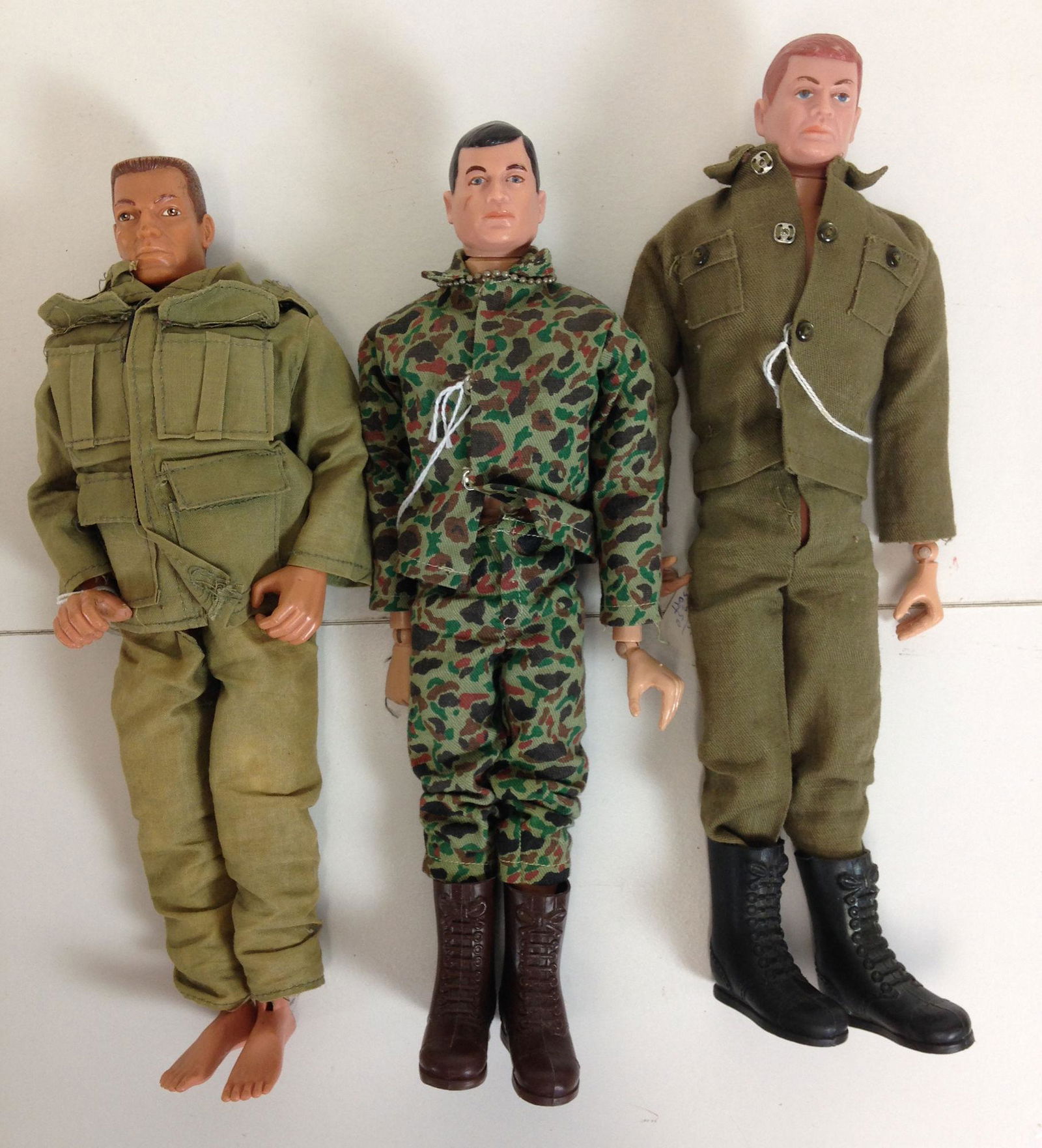 (3) G.I. JOE ACTION FIGURE DOLLS. INCLUDES ARMY (1 of 4)