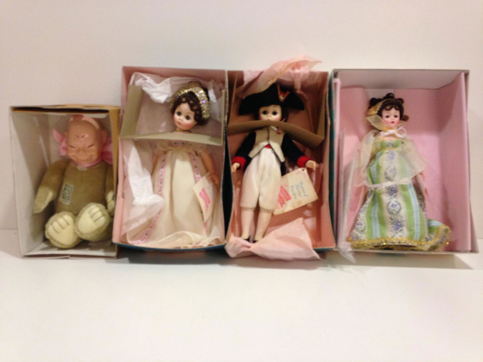 (4) BOXED DOLLS INCLUDING HORSMAN BILLIKEN AND (3) (1 of 1)