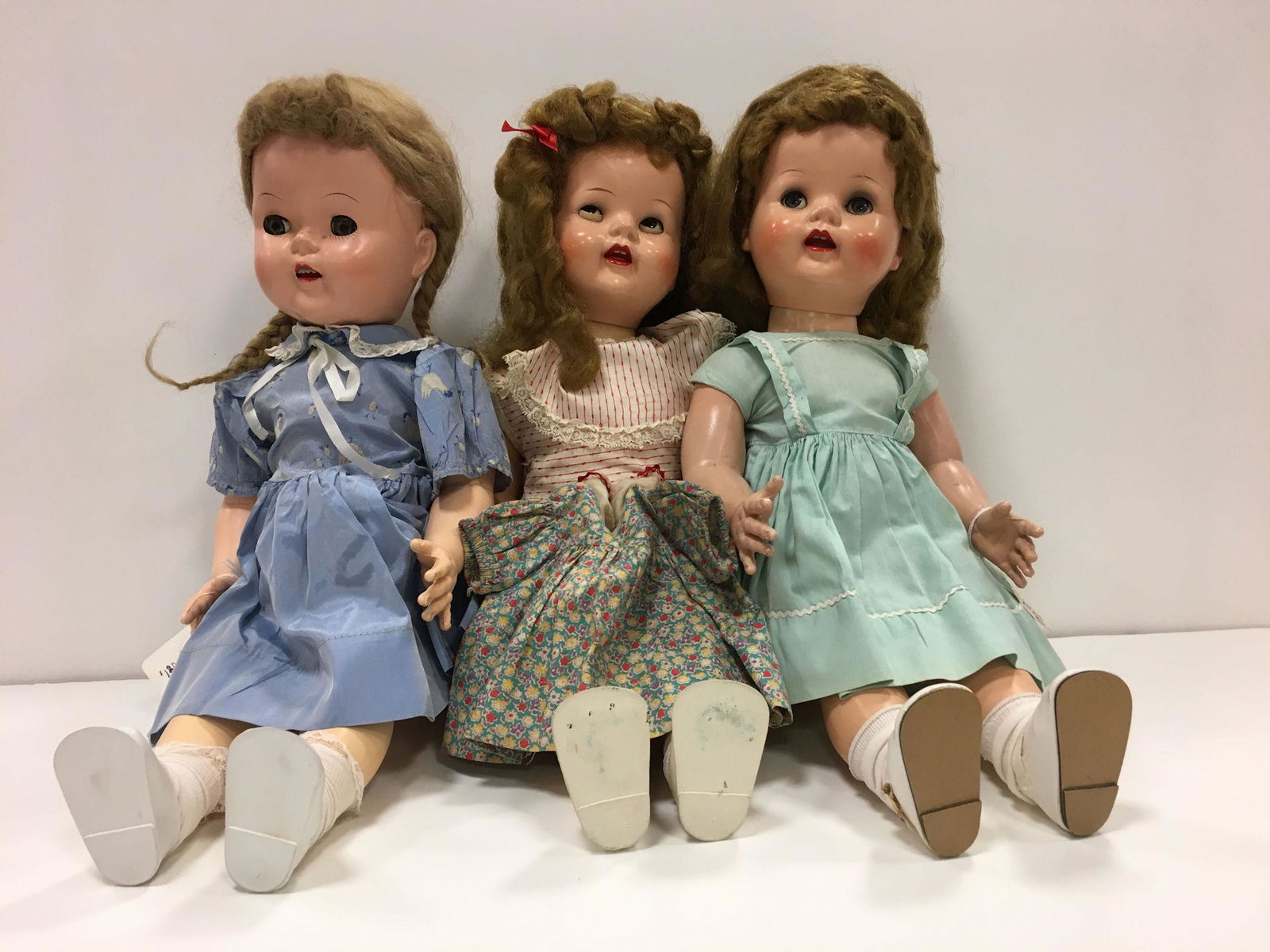 BOX LOT OF (3) DOLLS INCLUDING IDEAL SAUCY WALKERS (1 of 1)