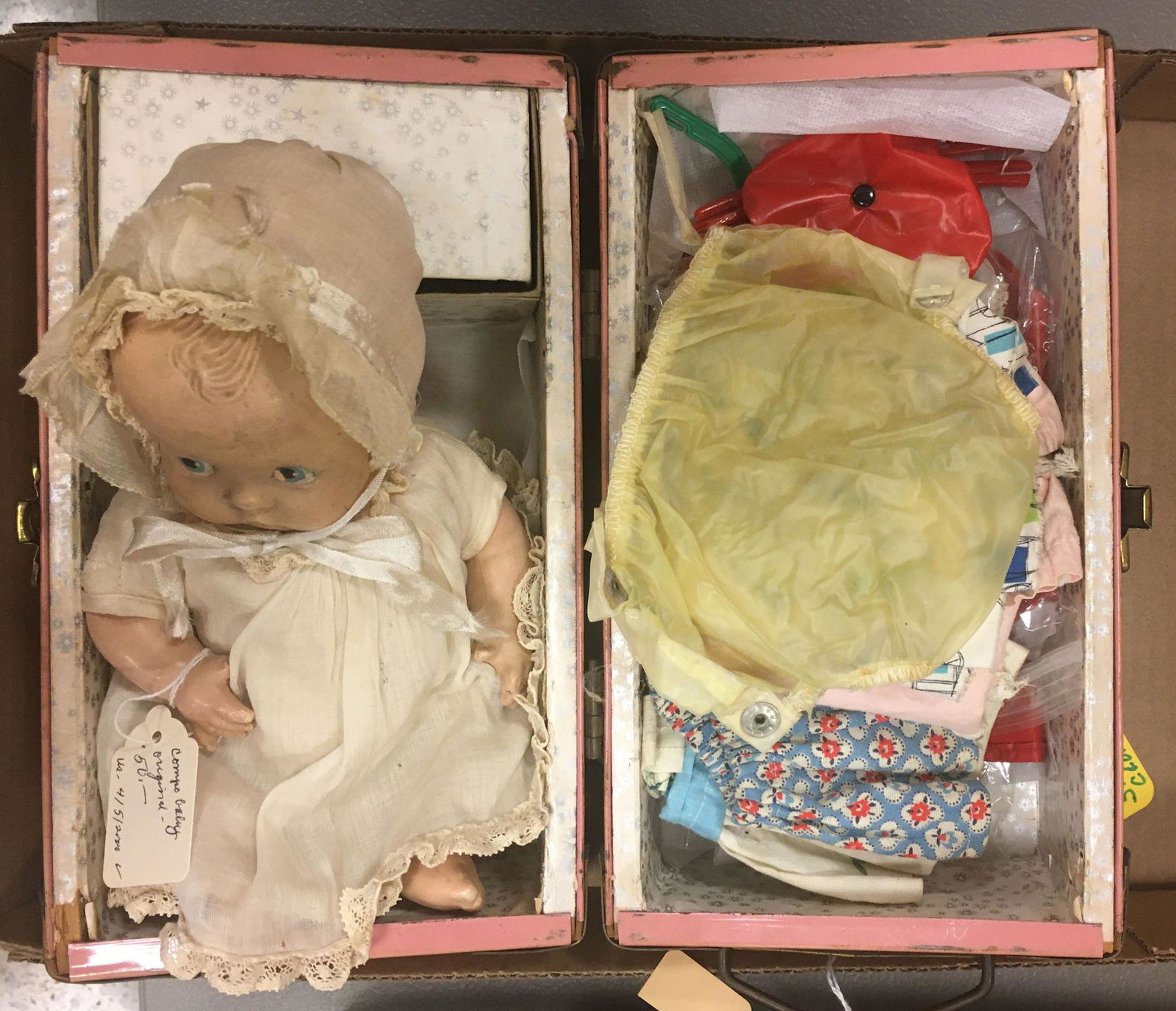 BOX LOT COMPOSITION BABY AND TRUNK WITH DOLL CLOTHES (1 of 1)