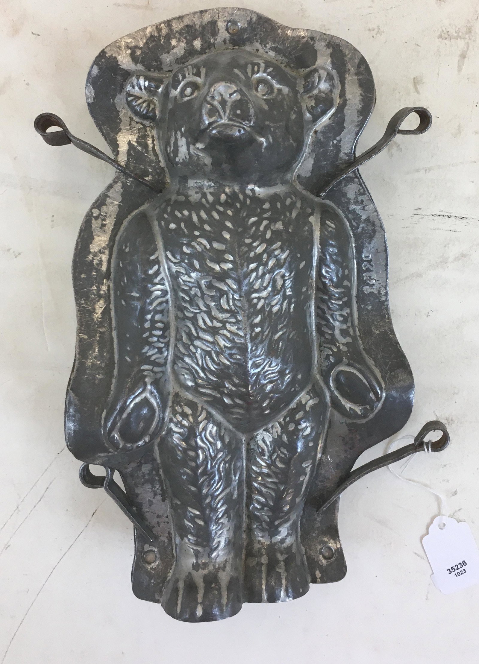 LARGE TIN BEAR CHOCOLATE CANDY MOLD 11" HIGH: LARGE TIN BEAR CHOCOLATE CANDY MOLD 11" HIGH