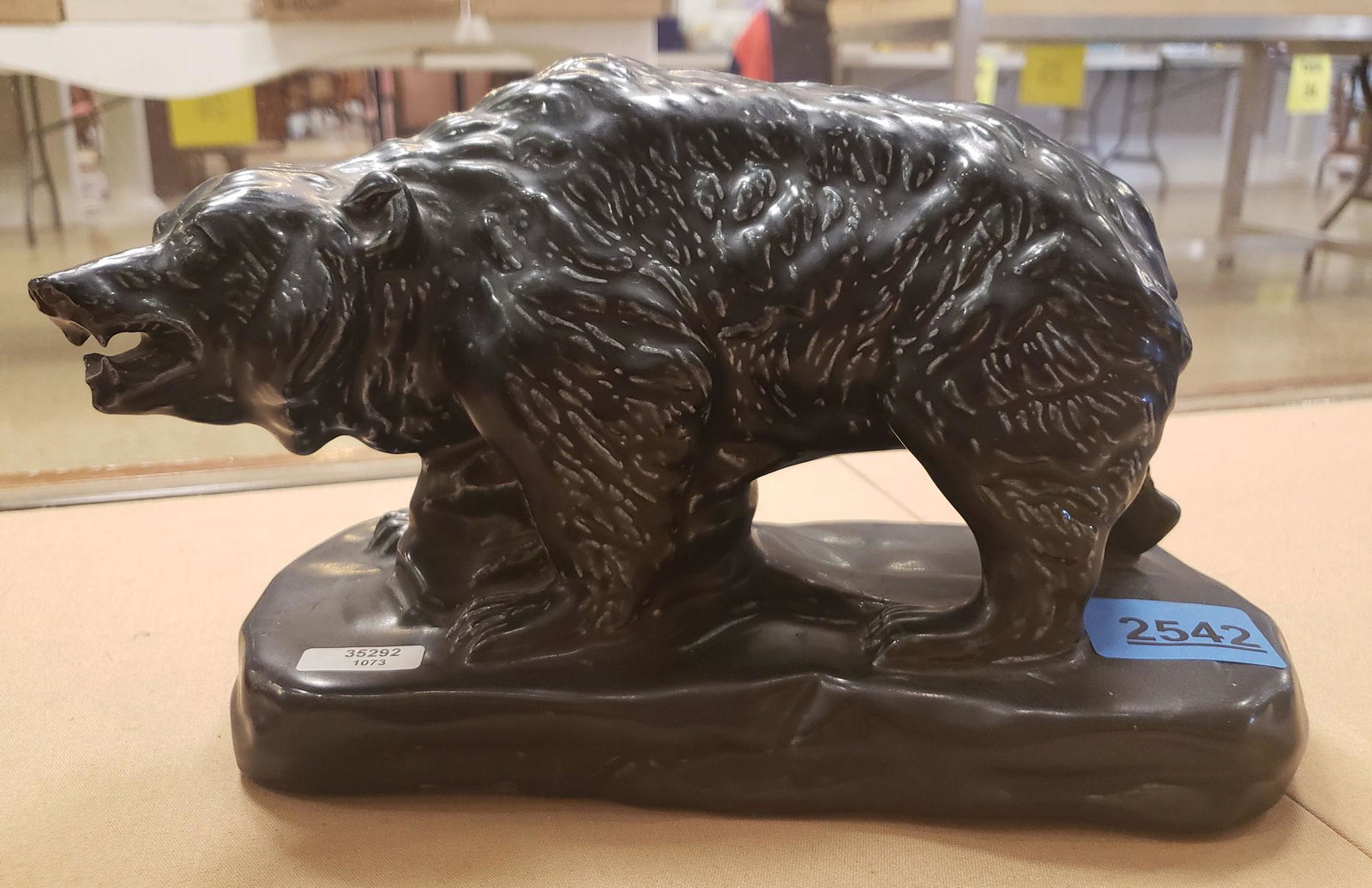 MOSAIC TILE COMPANY BEAR. BLACK GLAZE WITH GREEN (1 of 3)