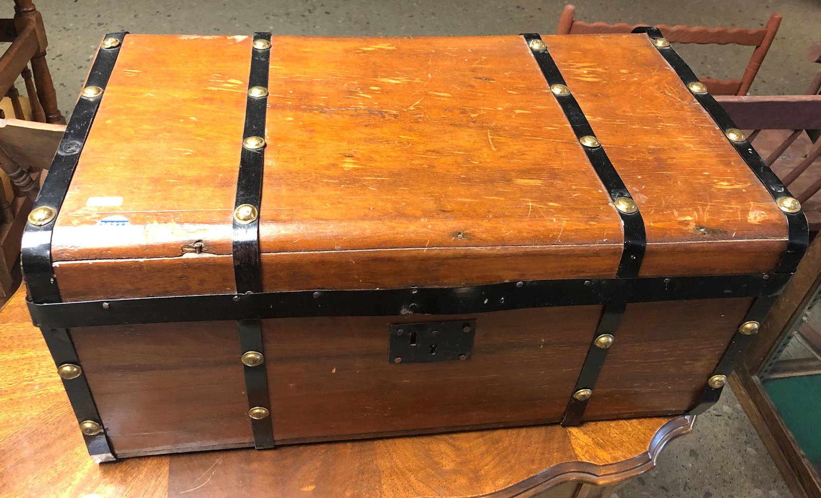 FLAT TOP CHEST (1 of 2)