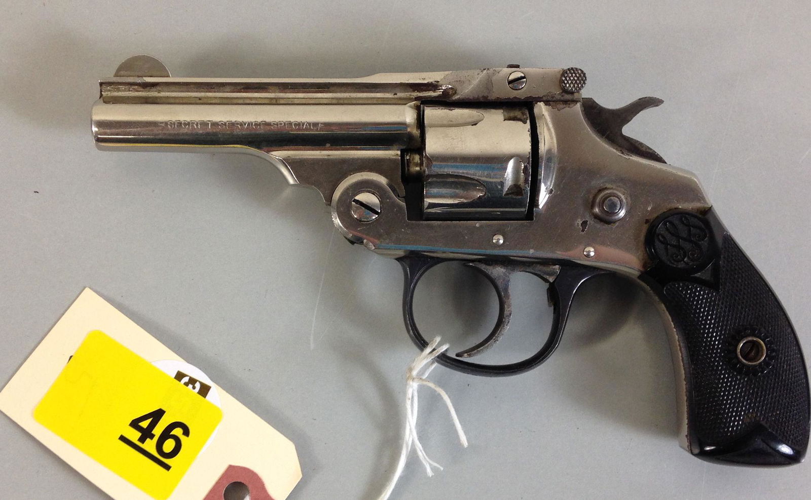 SMITH & WESSON MODEL TOP BREAK SECRET SERVICE SPECIAL: SMITH & WESSON MODEL TOP BREAK SECRET SERVICE SPECIAL .32 CALIBER REVOLVER SN: 89629BY BIDDING ON THIS LOT BUYER ACCEPTS RESPONSIBILITY OF KNOWLEDGE OF STATE AND FEDERAL LAWS FOR RECEIVING THIS ITEM.