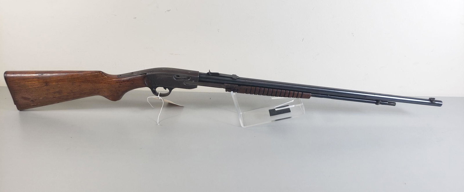 SAVAGE MODEL 29-A .22 CALIBER PUMP RIFLE SN: 56974L,: SAVAGE MODEL 29-A .22 CALIBER PUMP RIFLE SN: 56974L, BROKEN FOREARM AND BUTT PLATEBY BIDDING ON THIS LOT BUYER ACCEPTS RESPONSIBILITY OF KNOWLEDGE OF STATE AND FEDERAL LAWS FOR RECEIVING THIS ITEM.