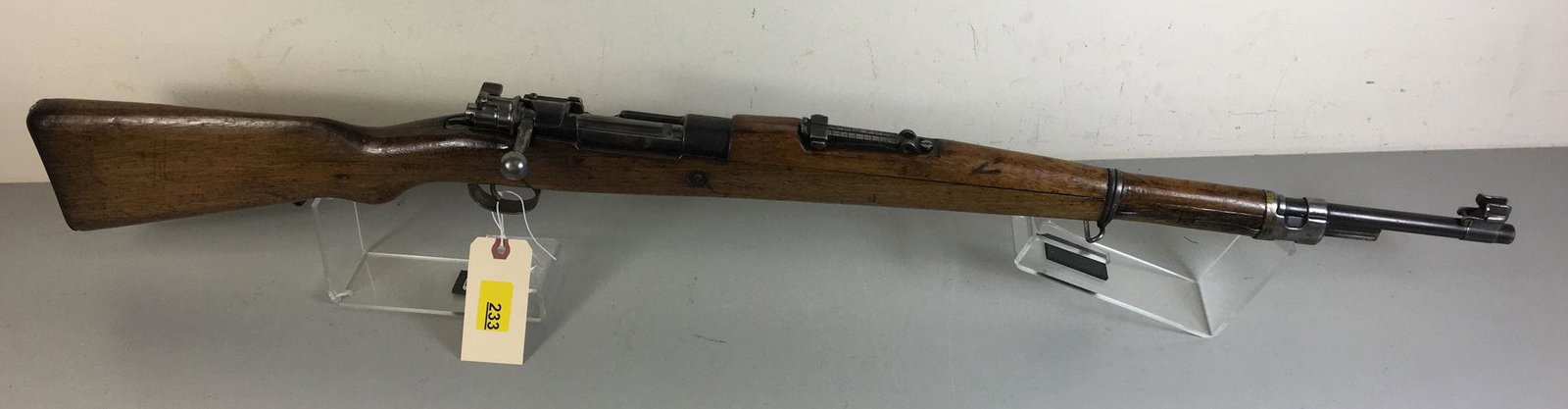 MAUSER MODEL 1924 .8MM CALIBER BOLT RIFLE SN: 525558: MAUSER MODEL 1924 .8MM CALIBER BOLT RIFLE SN: 525558BY BIDDING ON THIS LOT BUYER ACCEPTS RESPONSIBILITY OF KNOWLEDGE OF STATE AND FEDERAL LAWS FOR RECEIVING THIS ITEM.