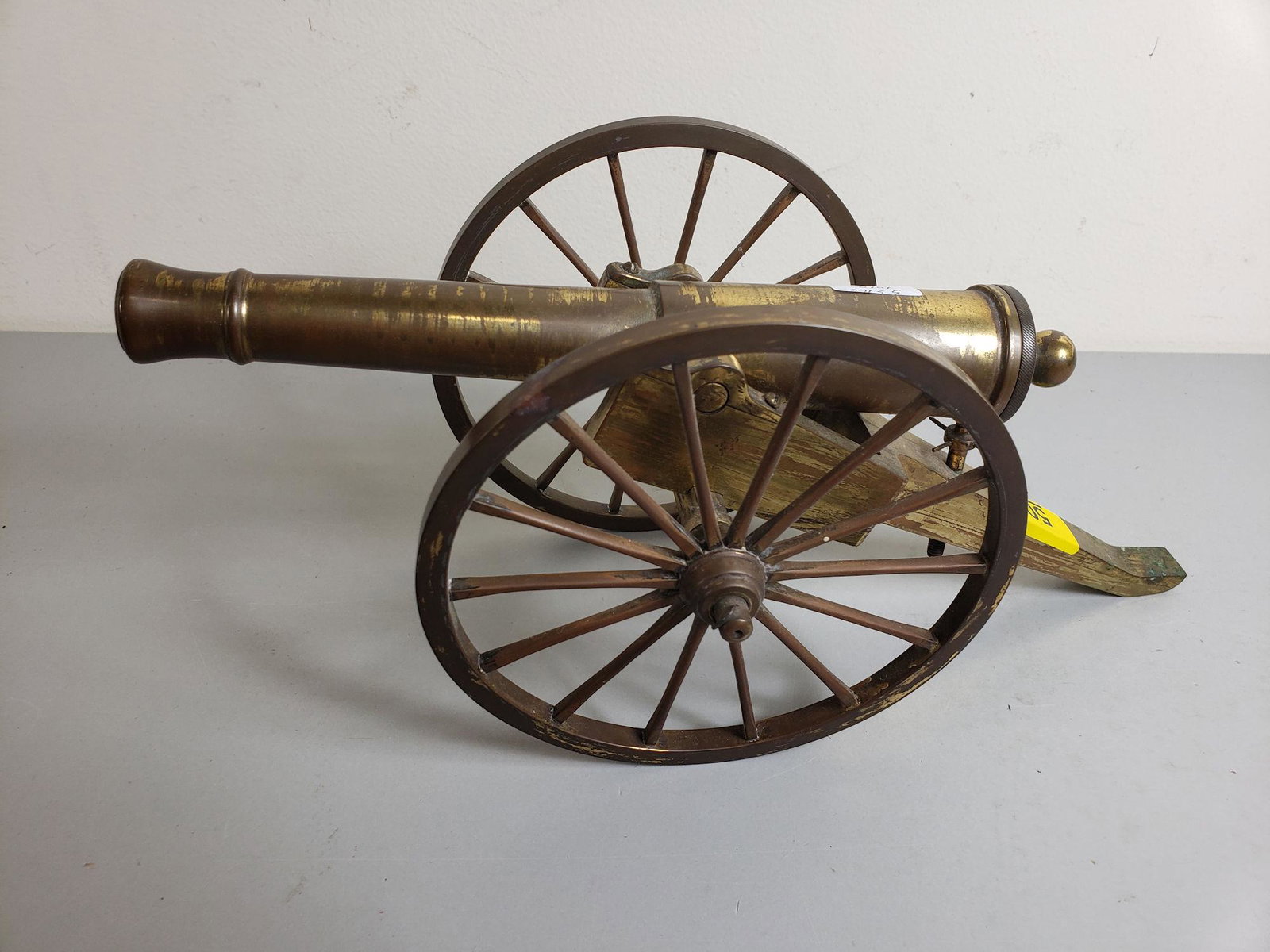 BRASS CANNON 13.5": BRASS CANNON 13.5"BY BIDDING ON THIS LOT BUYER ACCEPTS RESPONSIBILITY OF KNOWLEDGE OF STATE AND FEDERAL LAWS FOR RECEIVING THIS ITEM.