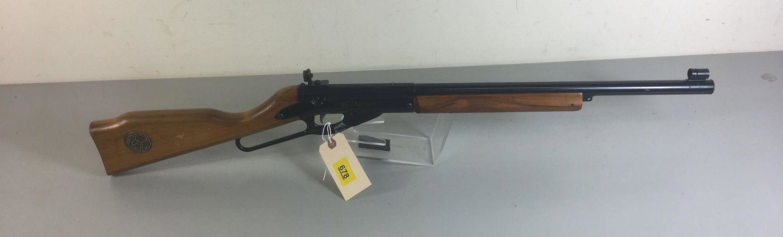 DAISY MODEL 99 CHAMPION BB GUN. CAUTION OLD BB GUNS: DAISY MODEL 99 CHAMPION BB GUN. CAUTION OLD BB GUNS HAVE BEEN CHECKED FOR BBs BUT NOT A GUARANTEE *********DOES NOT NEED CALLED IN*******BY BIDDING ON THIS LOT BUYER ACCEPTS RESPONSIBILITY OF KNOWLEDG
