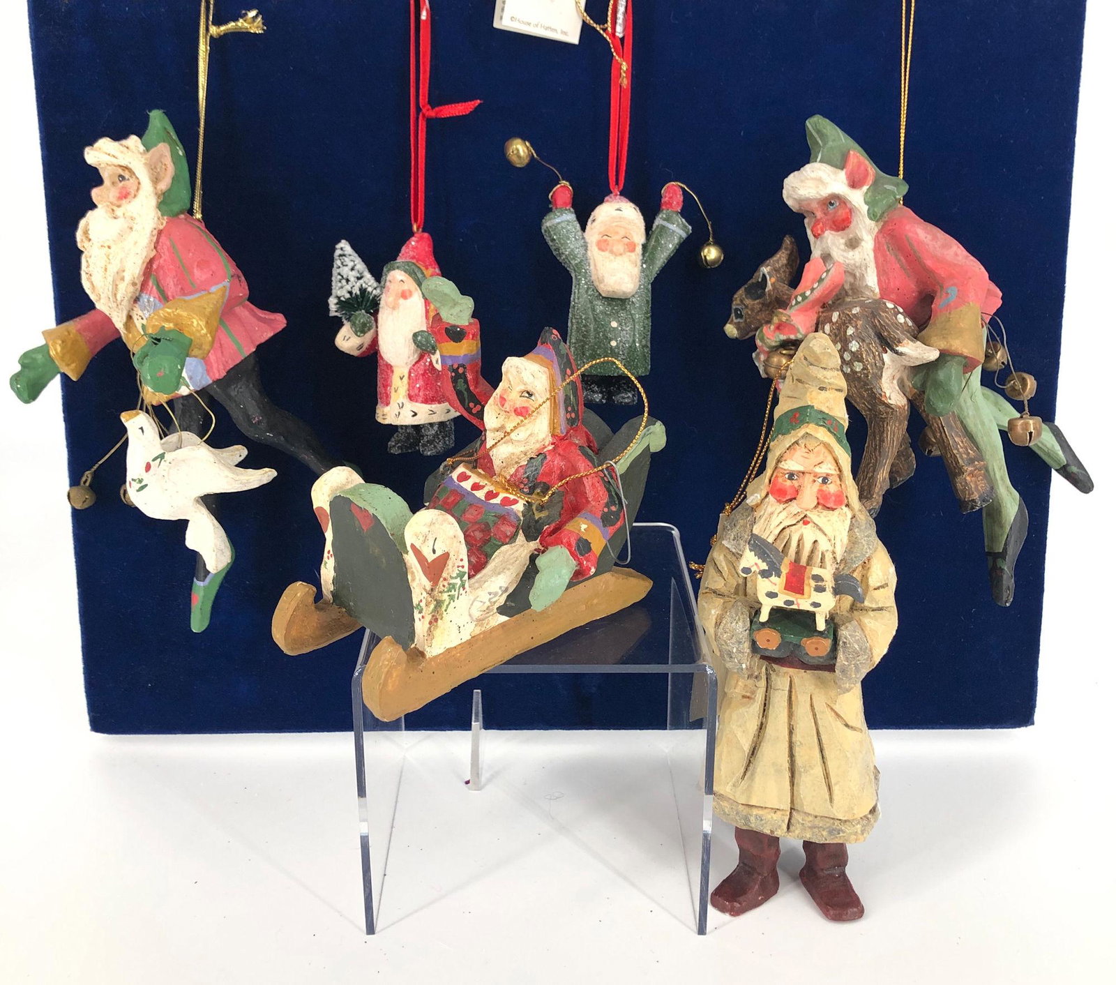 BOX LOT CHRISTMAS INCLUDING HOUSE OF HATTEN WITH DENISE: BOX LOT CHRISTMAS INCLUDING HOUSE OF HATTEN WITH DENISE CALLA. SANTA WITH DEER IS 7"