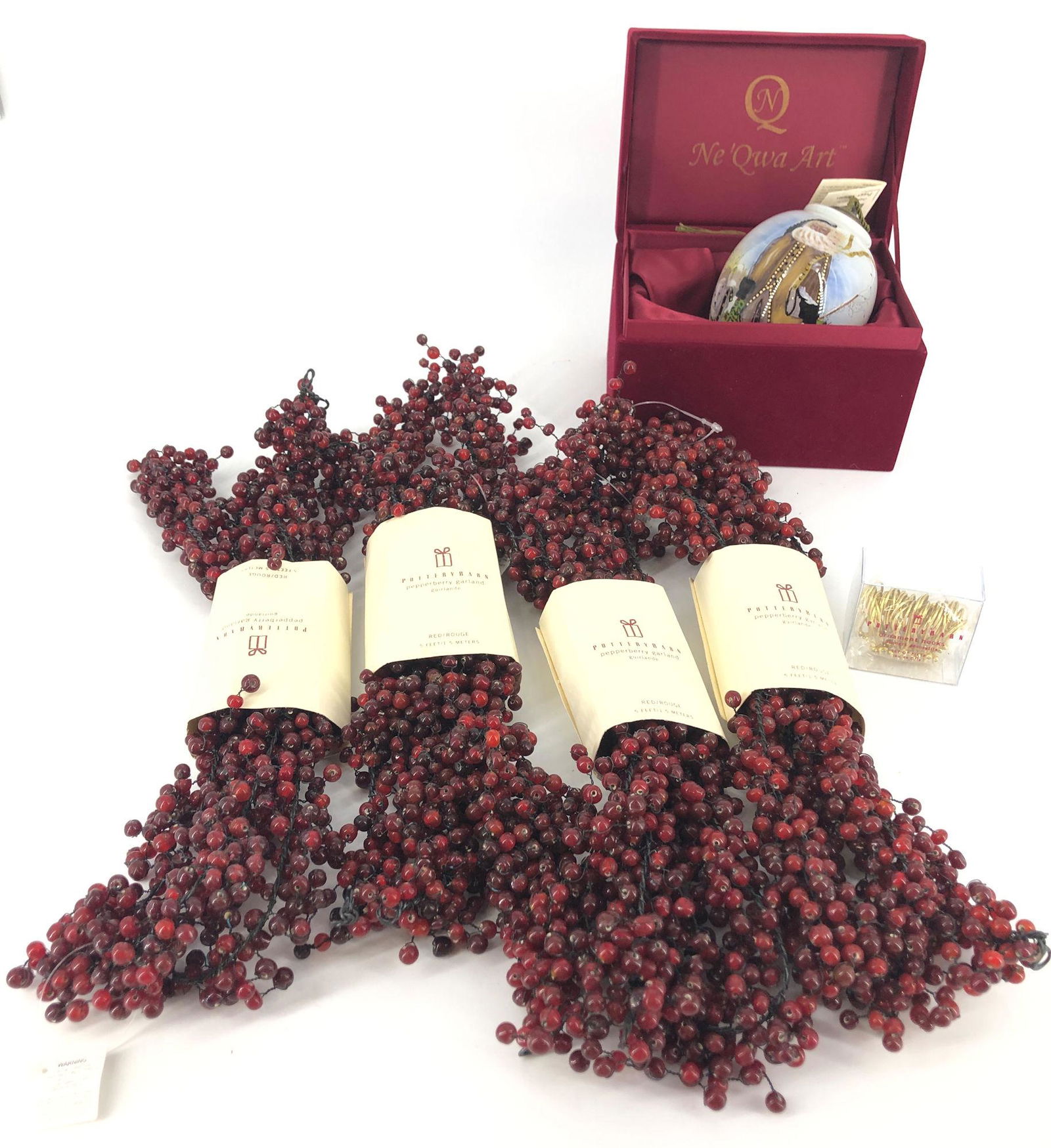 BOX LOT CHRISTMAS INCLUDING 4 POTTERY BARN PEPPERBERRY (1 of 1)