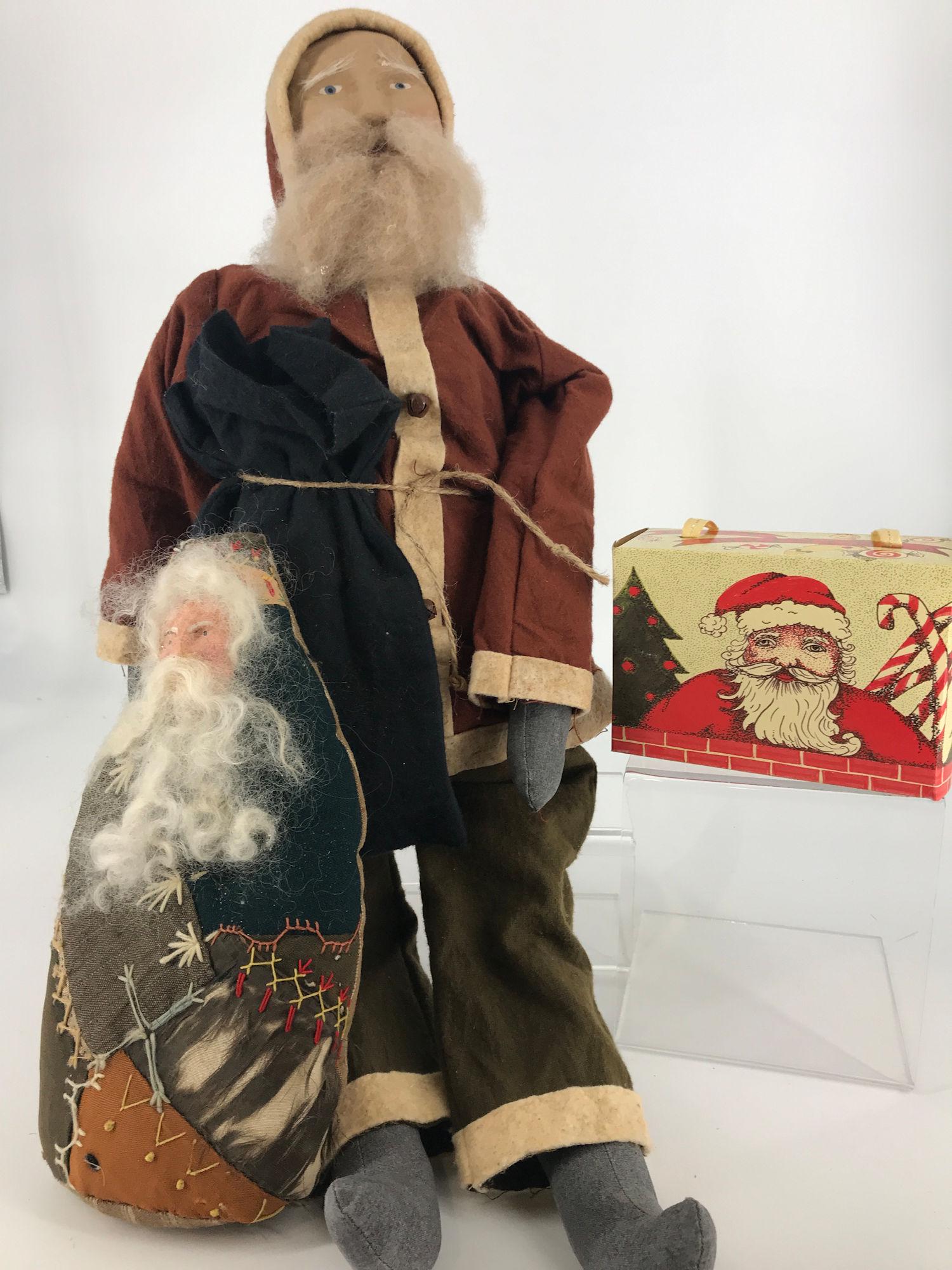 BOX LOT CHRISTMAS INCLUDING 25" VINTAGE SANTA AND 10": BOX LOT CHRISTMAS INCLUDING 25" VINTAGE SANTA AND 10" PLUSH VINTAGE SANTA