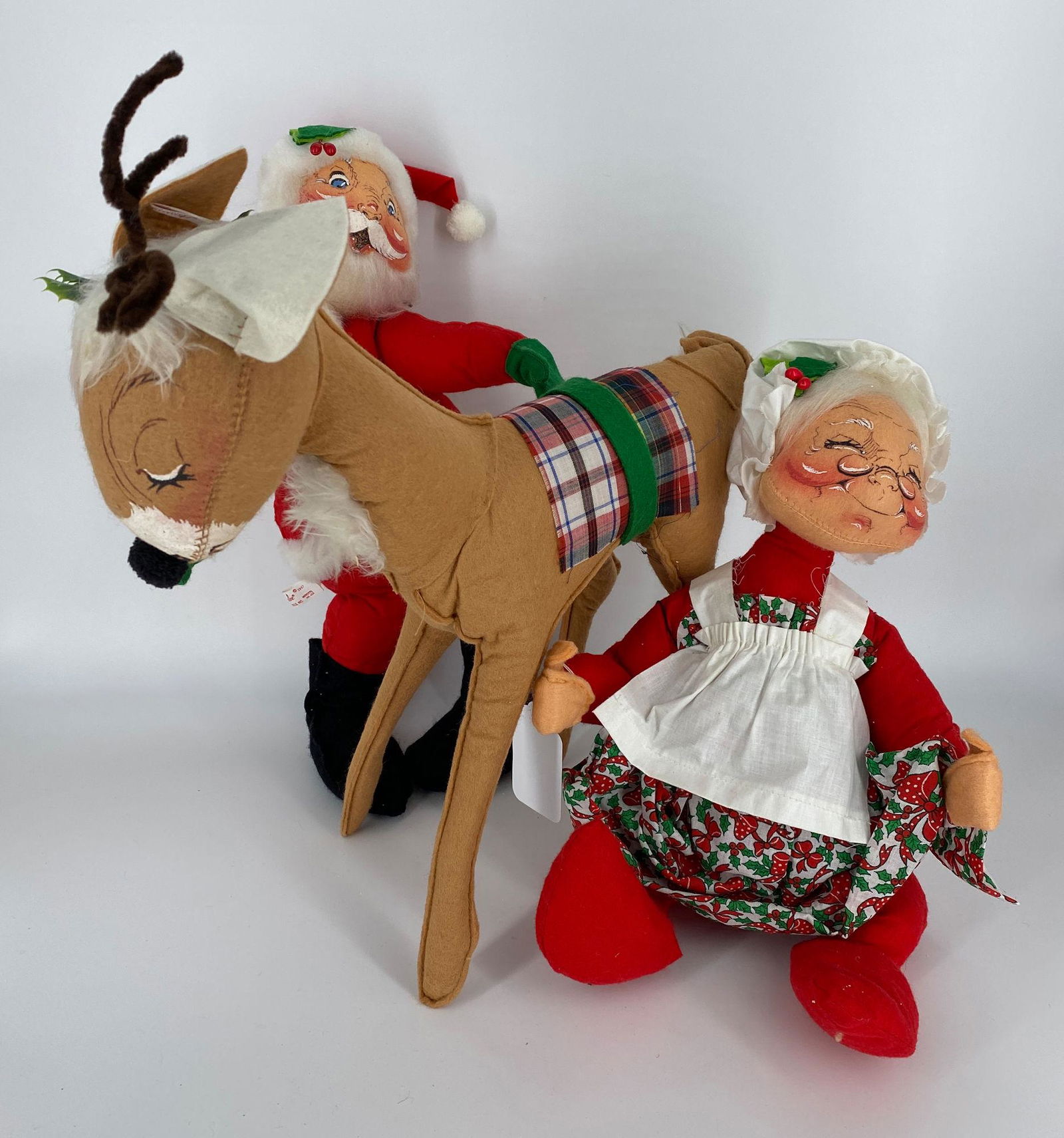 (3) ANNALEE DOLLS, MR. & MRS CLAUSE, REINDEER, SANTA IS (1 of 4)