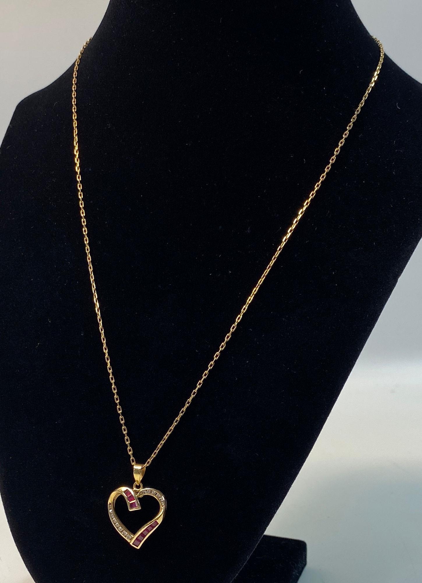 14KT YELLOW GOLD NECKLACE WITH PENDANT (1 of 8)