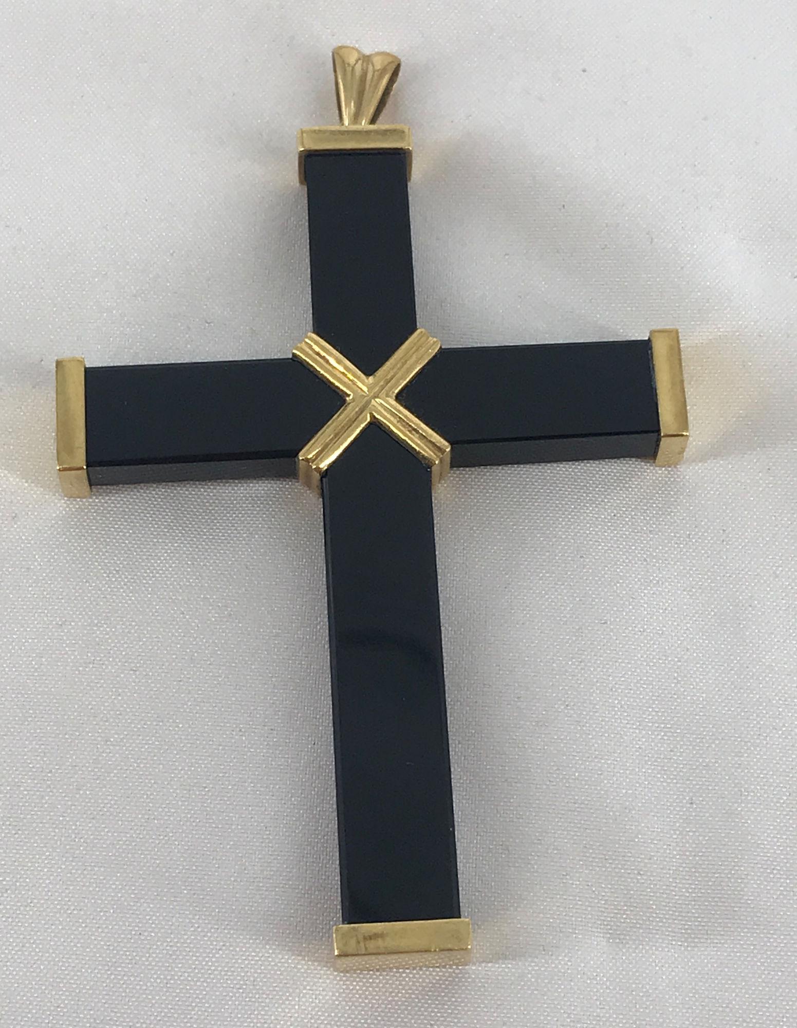 18KT YELLOW GOLD AND ONYX CROSS PENDANT (1 of 5)