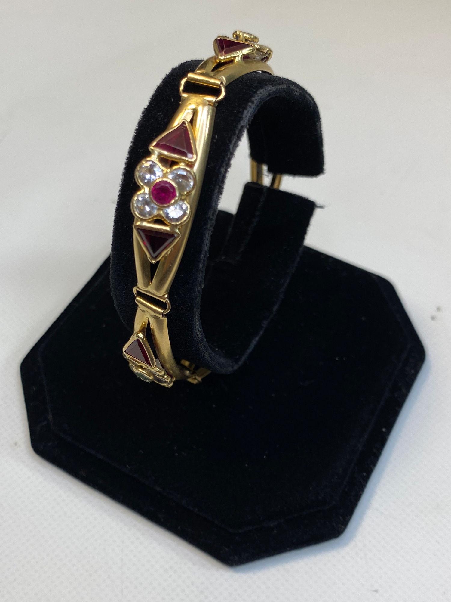 14KT YELLOW GOLD FASHION BRACELET (1 of 5)