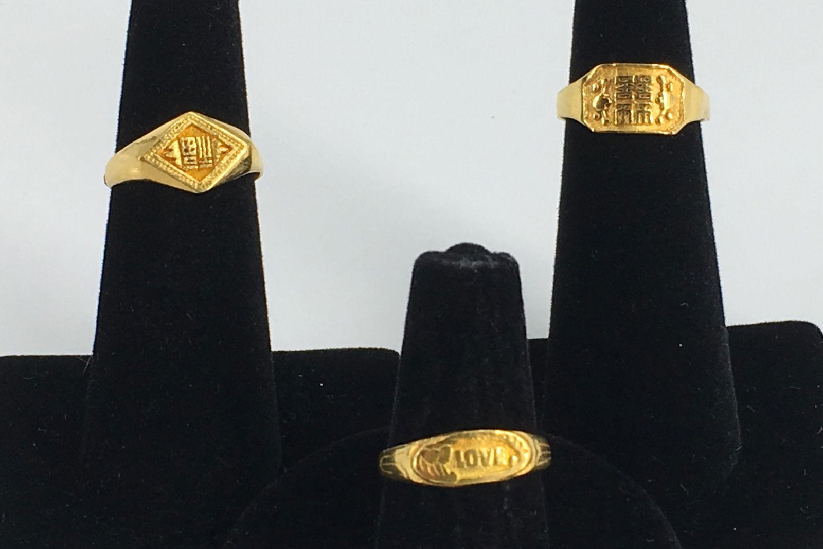 THREE 23KT+ YELLOW GOLD RINGS (1 of 10)