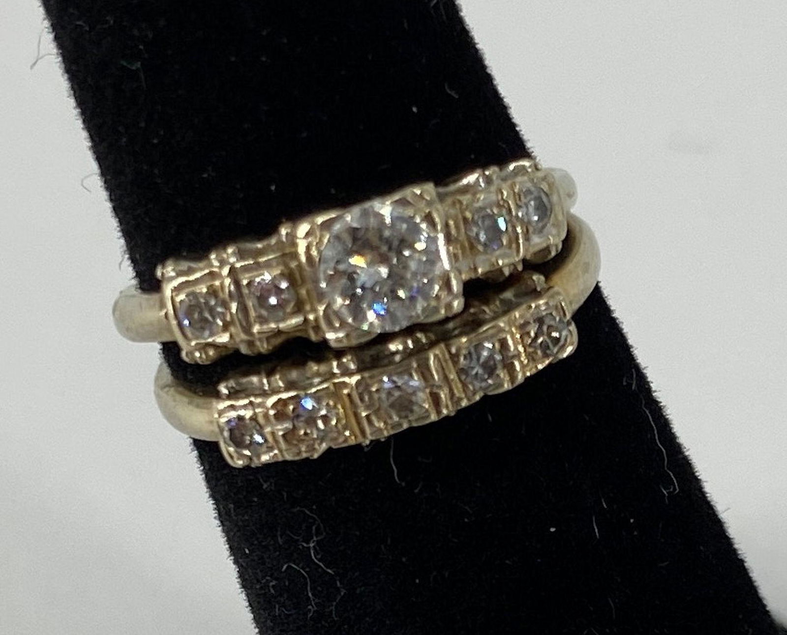 VINTAGE 18KT WHITE GOLD & DIAMOND WEDDING BAND AND (1 of 10)