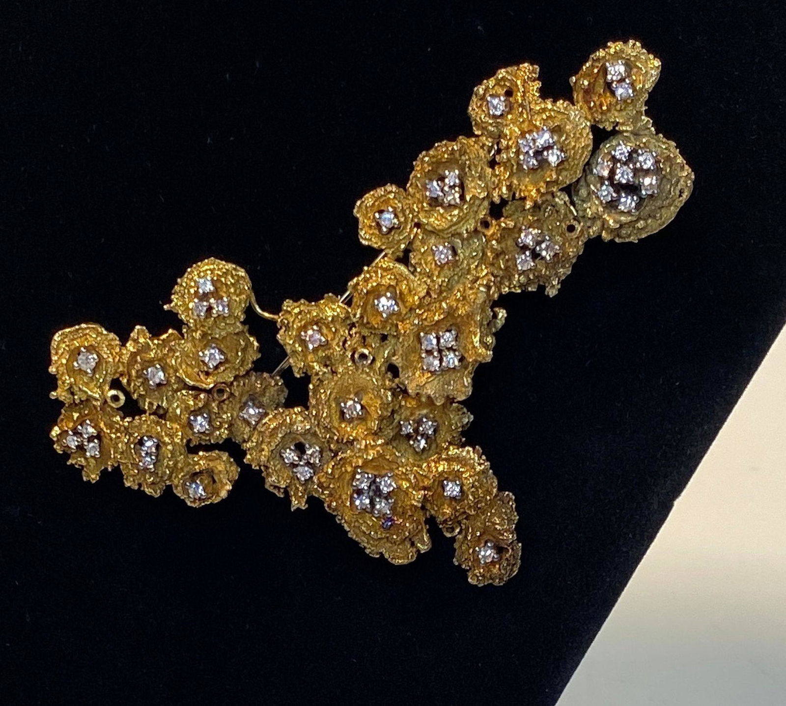 18KT YELLOW GOLD FREEFORM BROOCH/DRESS CLIP ~ 3 (1 of 13)