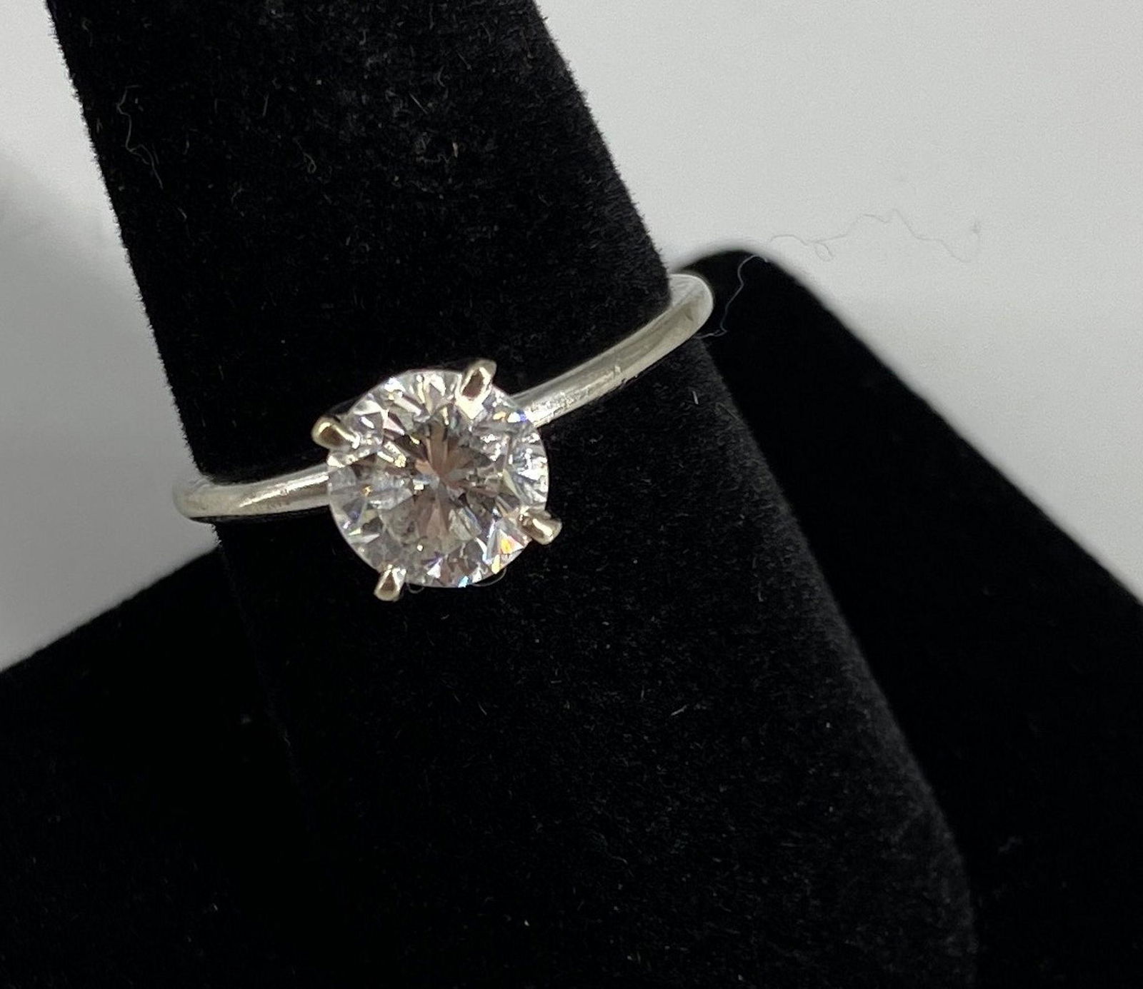 14KT WHITE GOLD DIAMOND SOLITAIRE ENGAGEMENT RING ~ (1 of 14)
