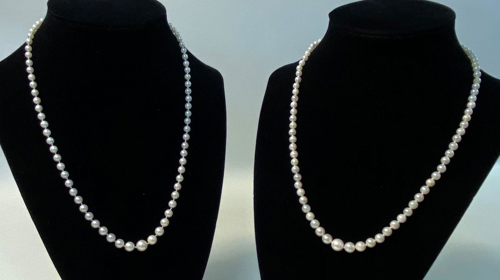 TWO VINTAGE PEARL NECKLACES (1 of 5)