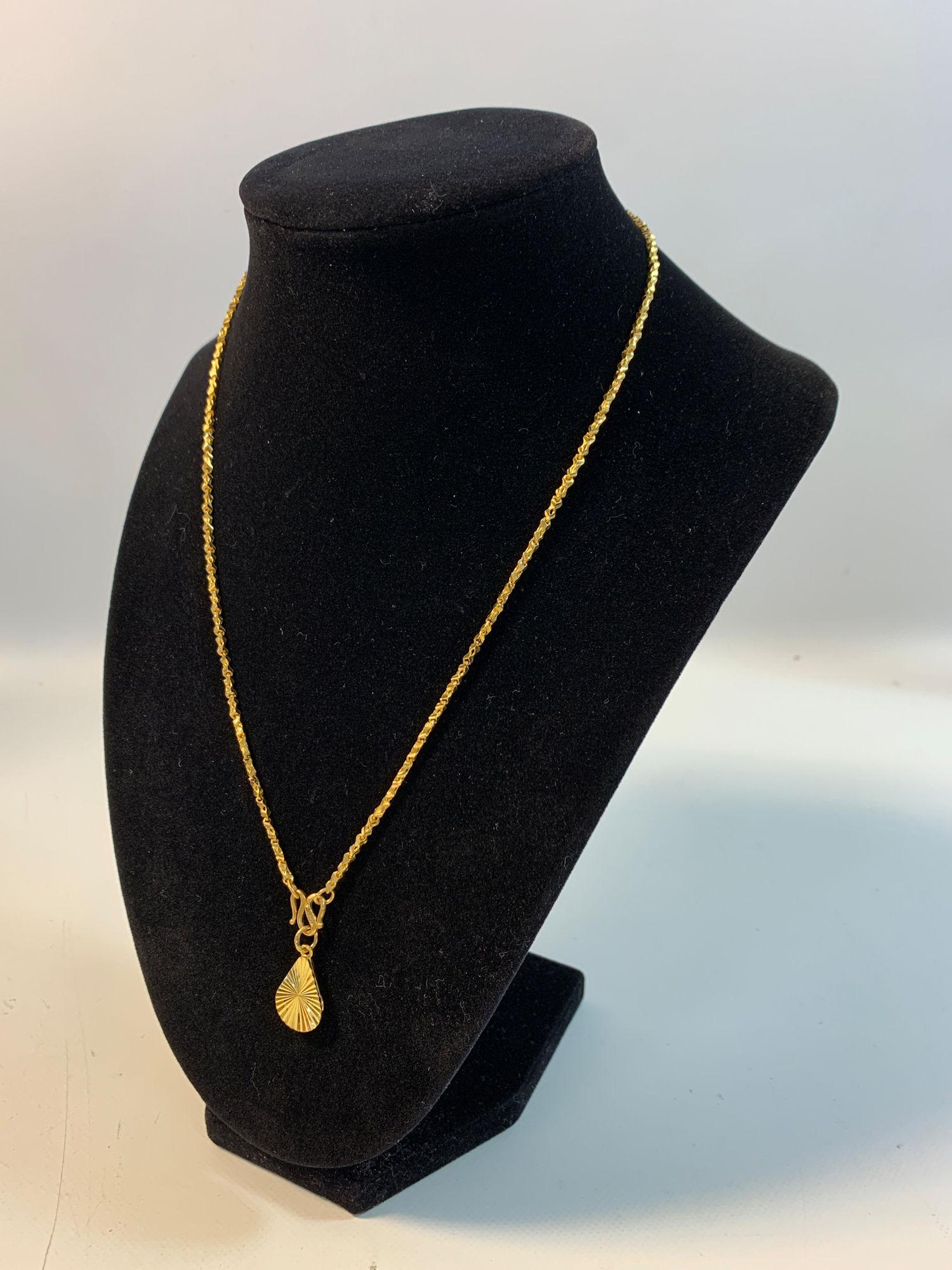 24KT YELLOW GOLD NECKLACE (1 of 3)