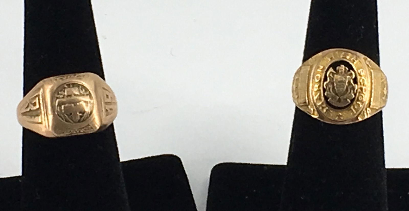 TWO 10KT YELLOW GOLD CLASS RINGS (1 of 3)