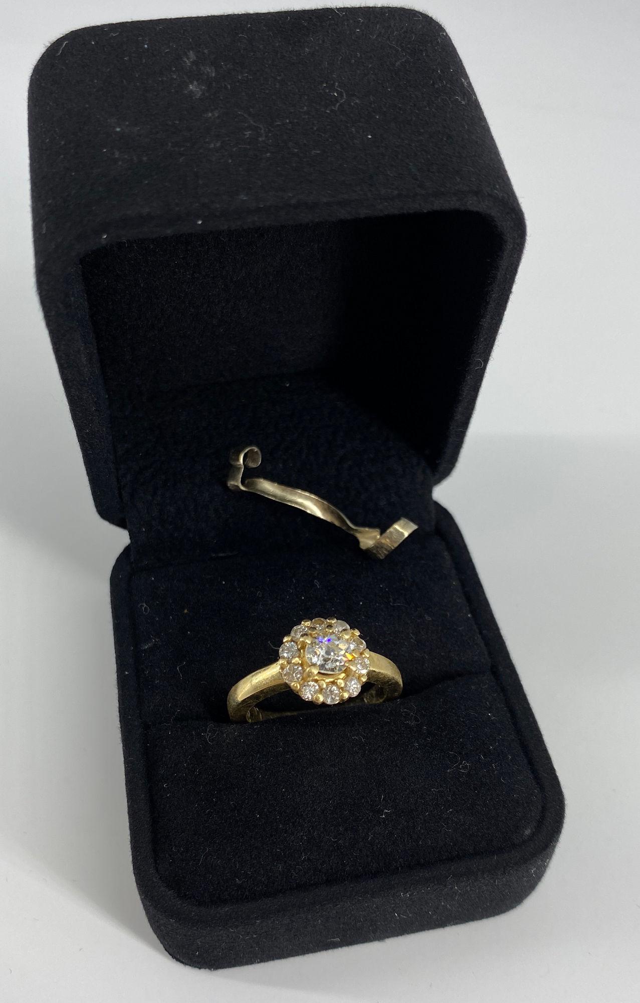14KT YELLOW GOLD AND DIAMOND RING ~ SIZE 6: 14KT YELLOW GOLD AND DIAMOND RING ~ SIZE 6.5, 0.40CT EUROPEAN CUT DIAMOND CENTER STONE SURROUNDED BY A DIAMOND HALO OF 10 FULL CUT DIAMONDS (APPROX. 0.75CT TDW) STAMPED, TESTED AND SIGNED, WITH BLACK 