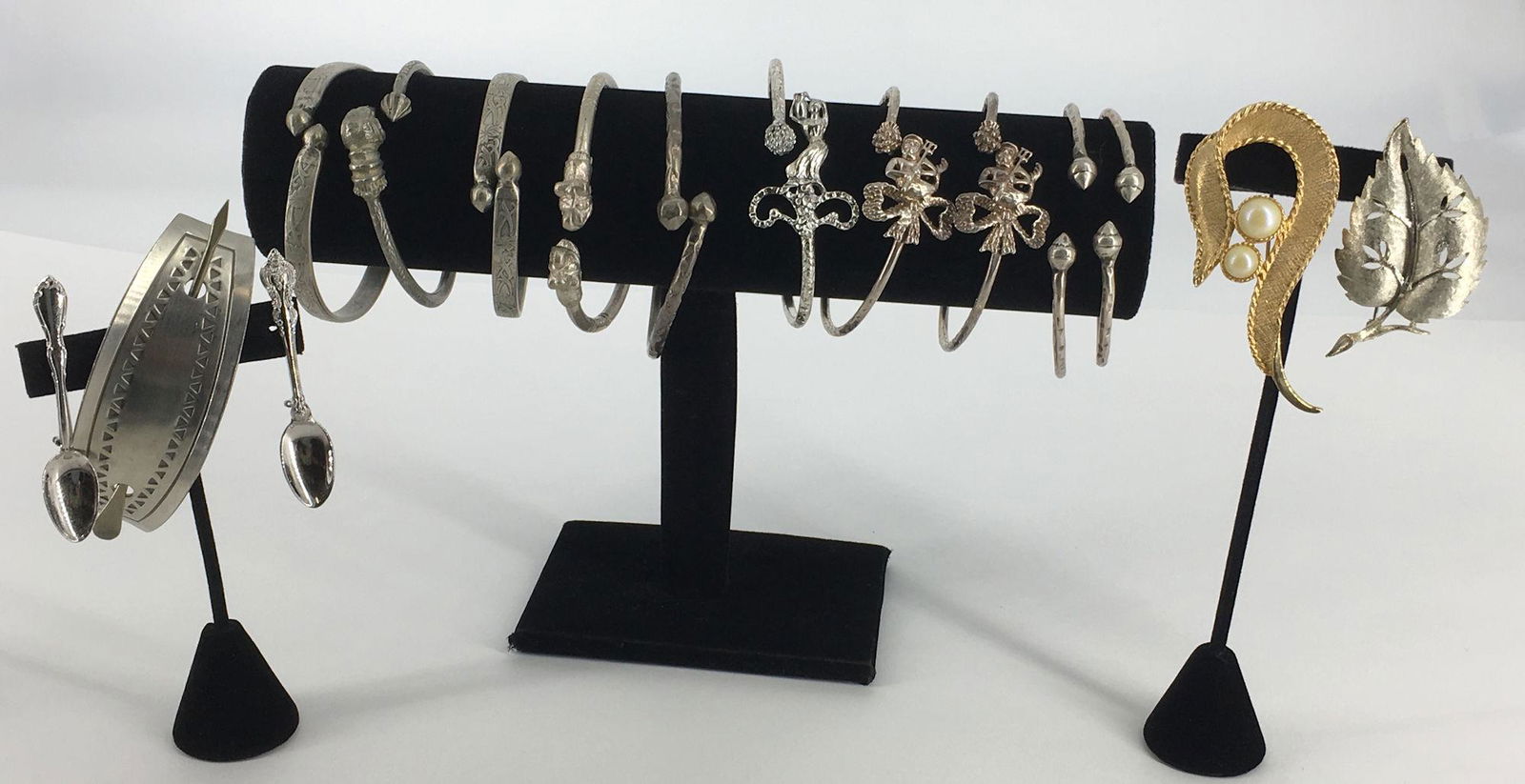 JEWELRY AND ACCESSORIES (1 of 17)